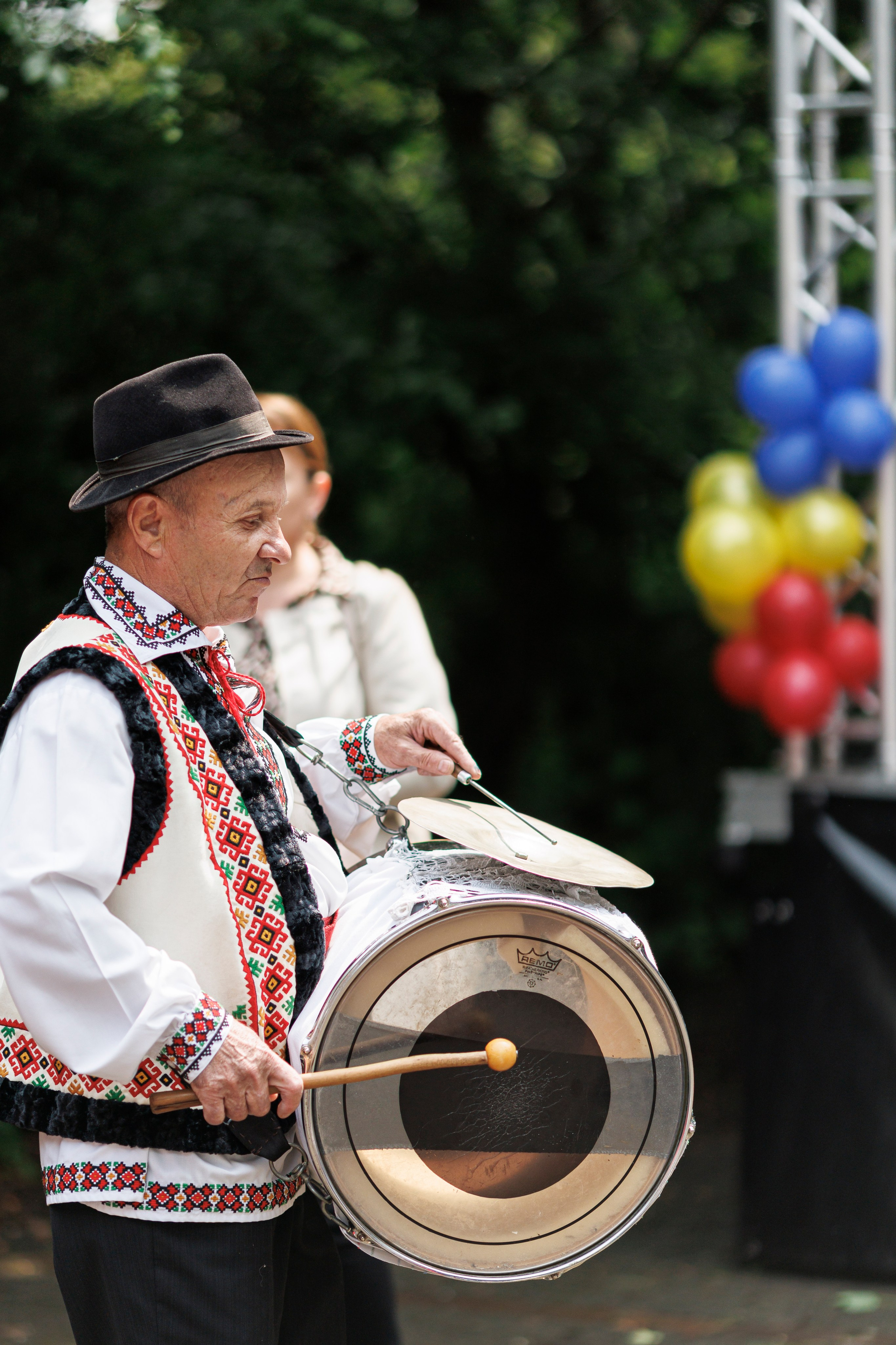 Hora Dorului 2025. Dienstleistungen