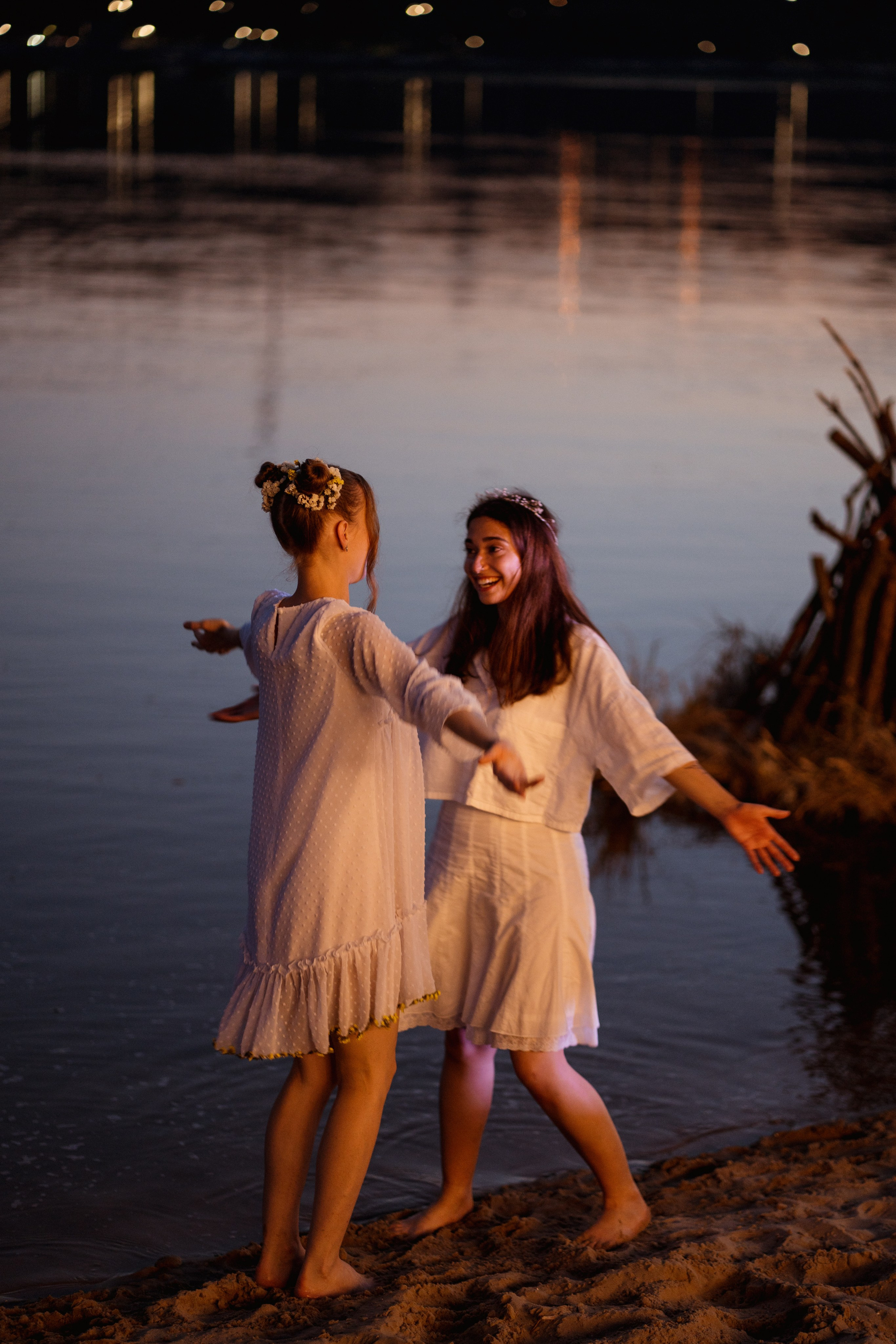 Milk Bar Party. Kostiantyn Holinchenko. Reportage and portrait photographer