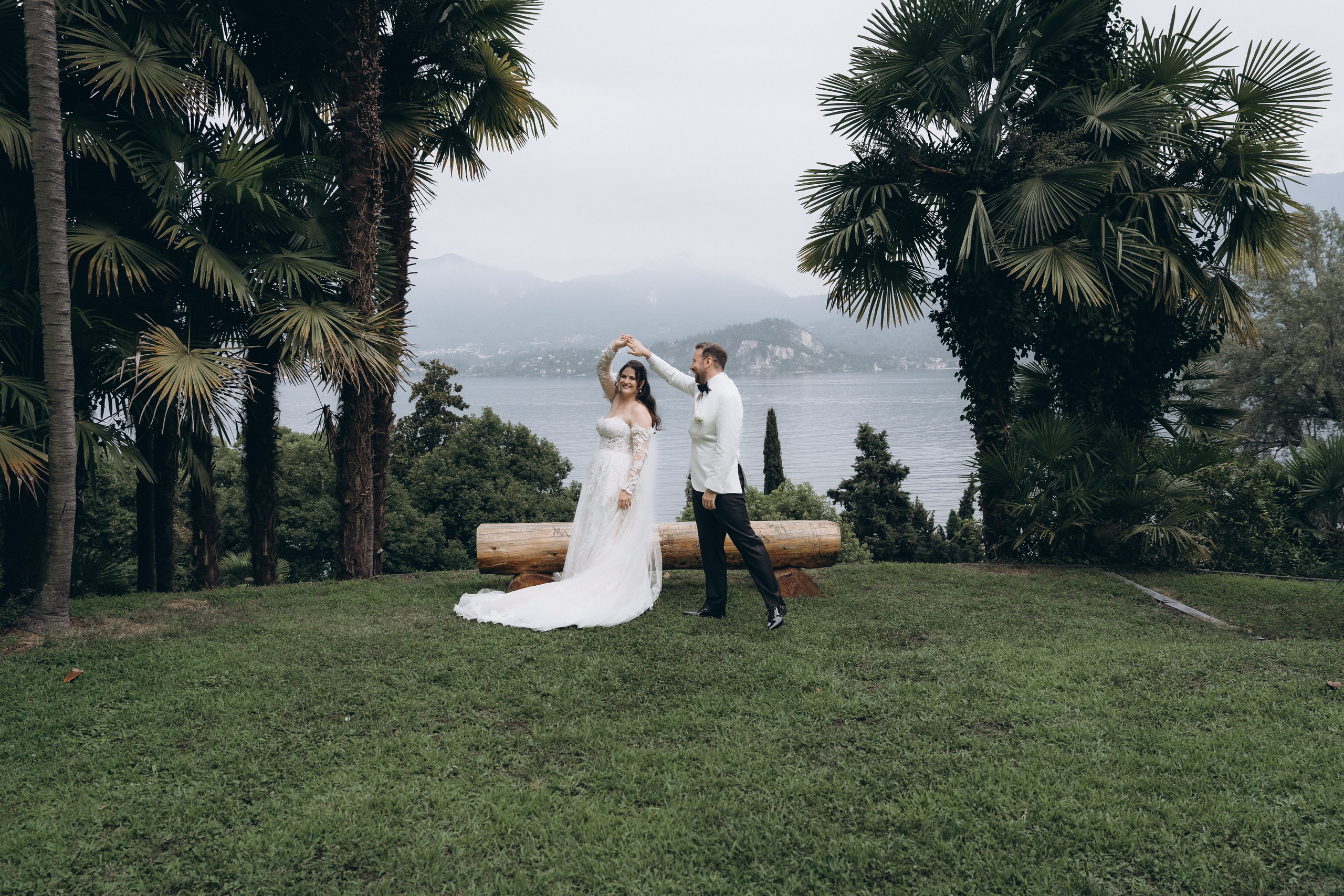LAURA AND DOMENIK_LAKE MAGGIORE. PHOTOGRAPHER IN ITALY
