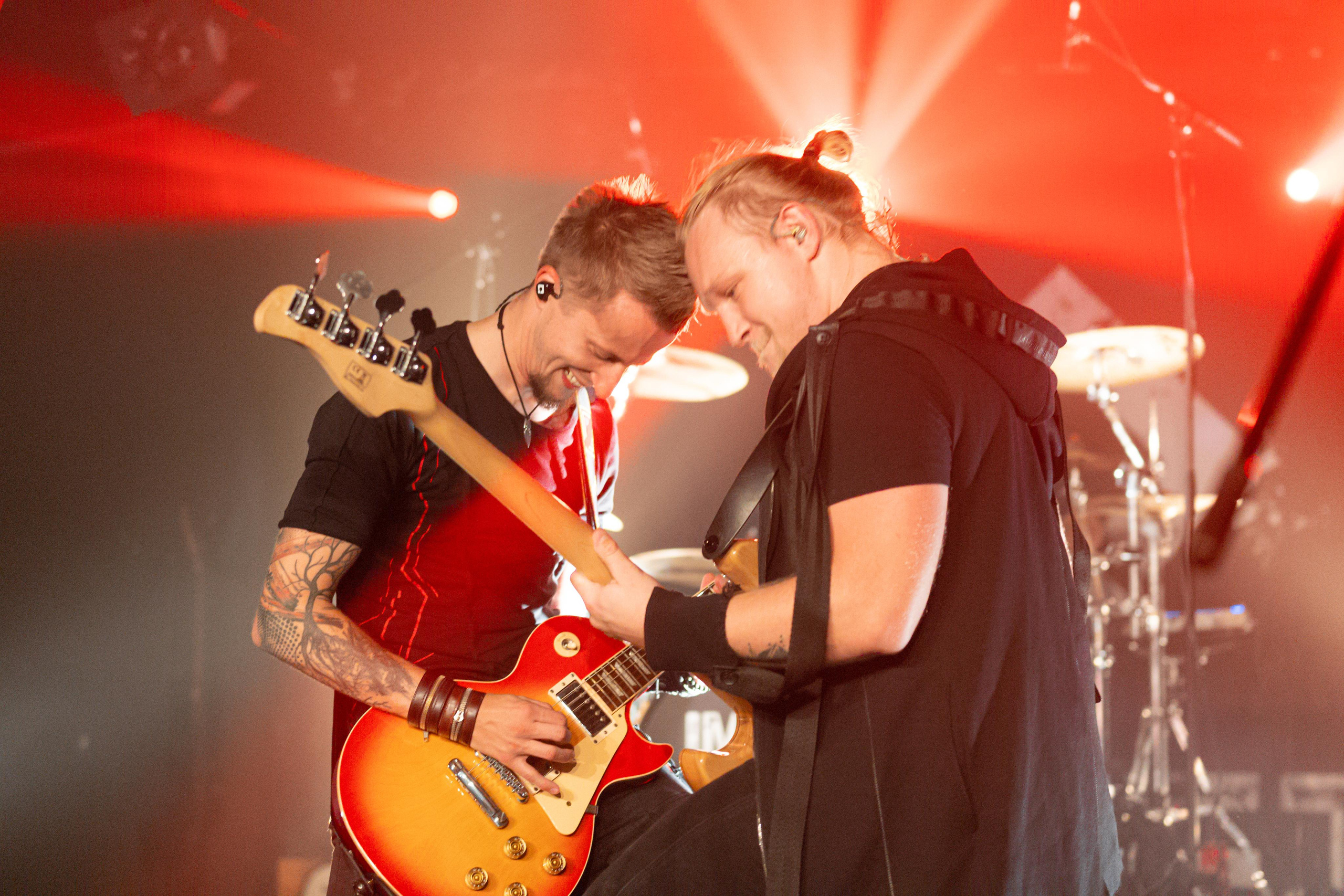 Imset & Ekvorna | Rock concert. Photographer in Lisbon Elena Lialina