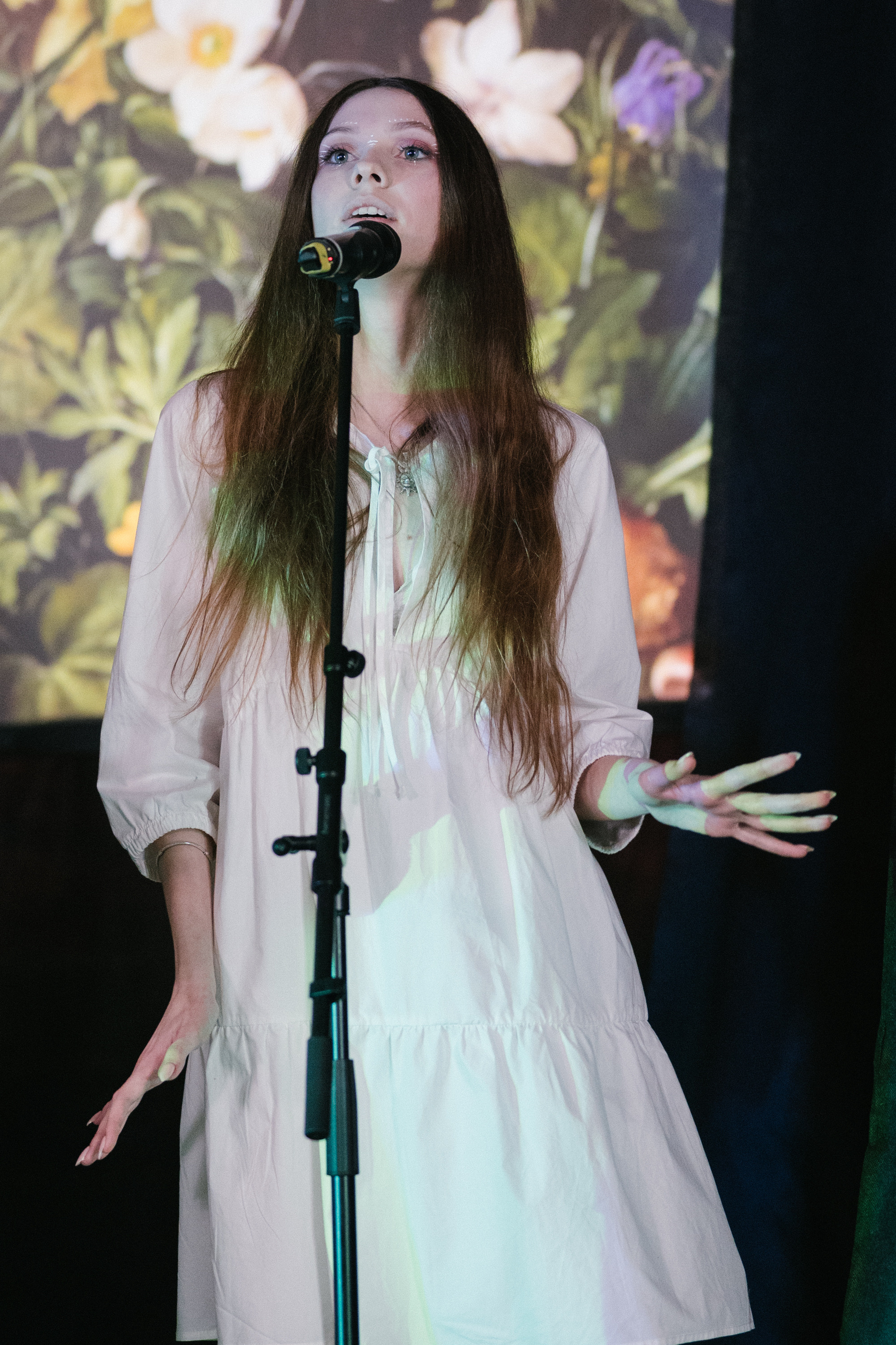 Univision. Photographer in Lisbon Elena Lialina