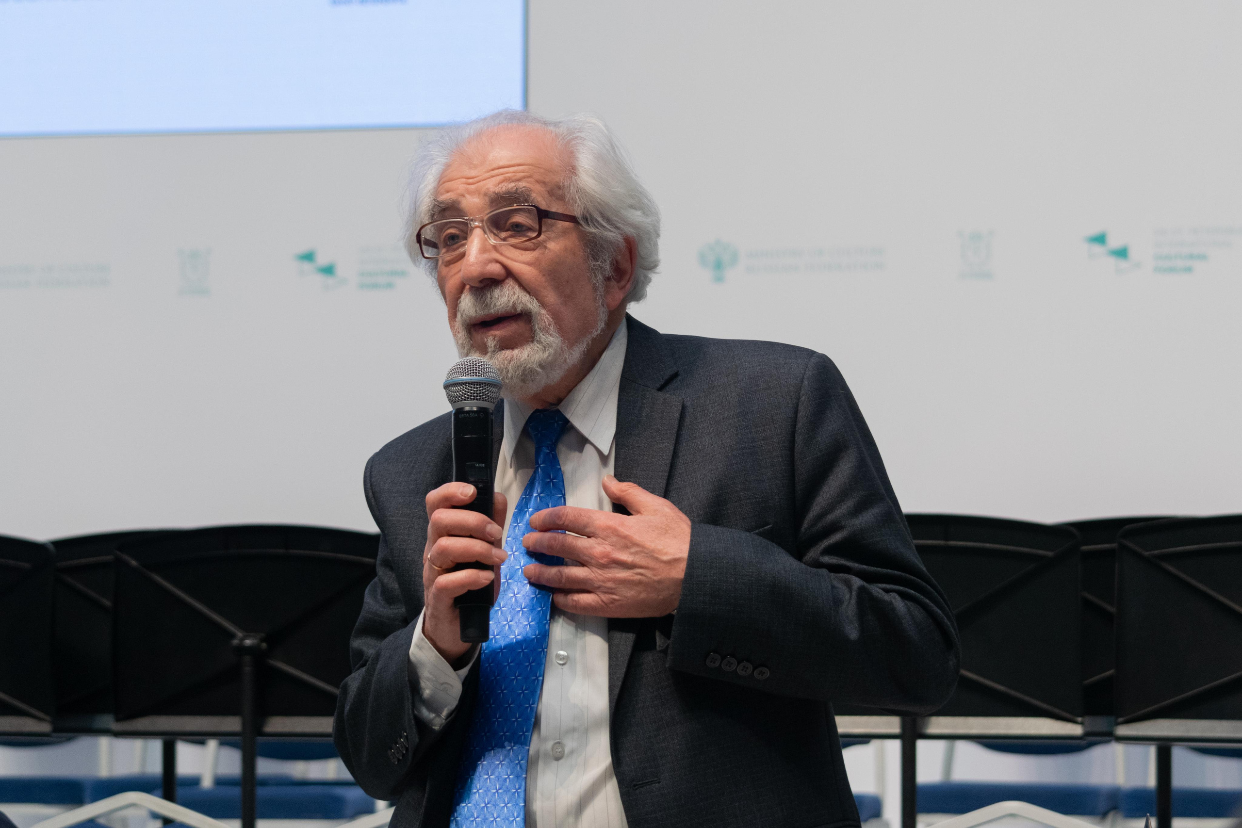 International Cultural Forum | Saint Petersburg. Photographer in Lisbon Elena Lialina