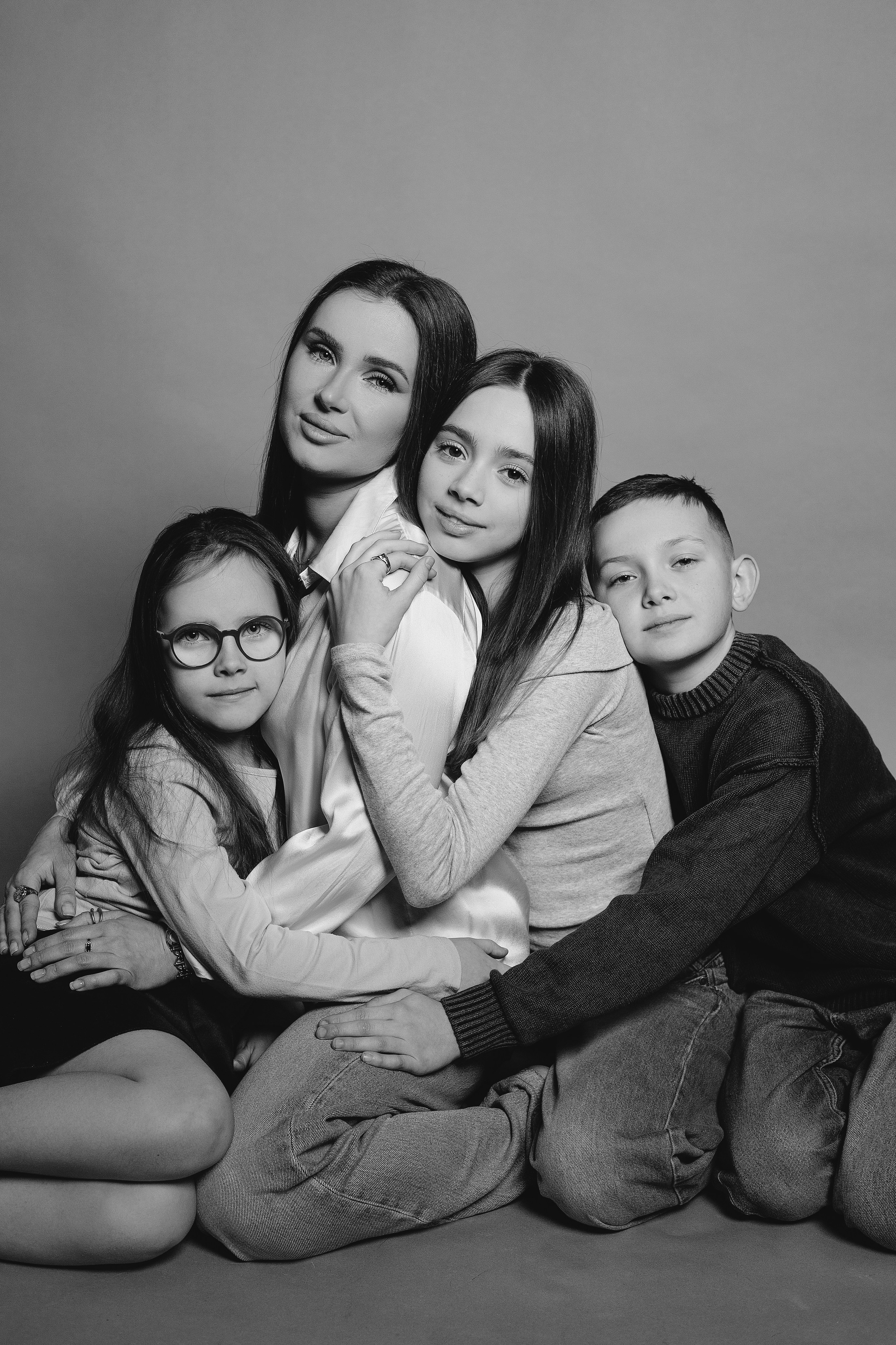 Семейная в студии: Карина и Рома. Фотограф Ксения Русецкая