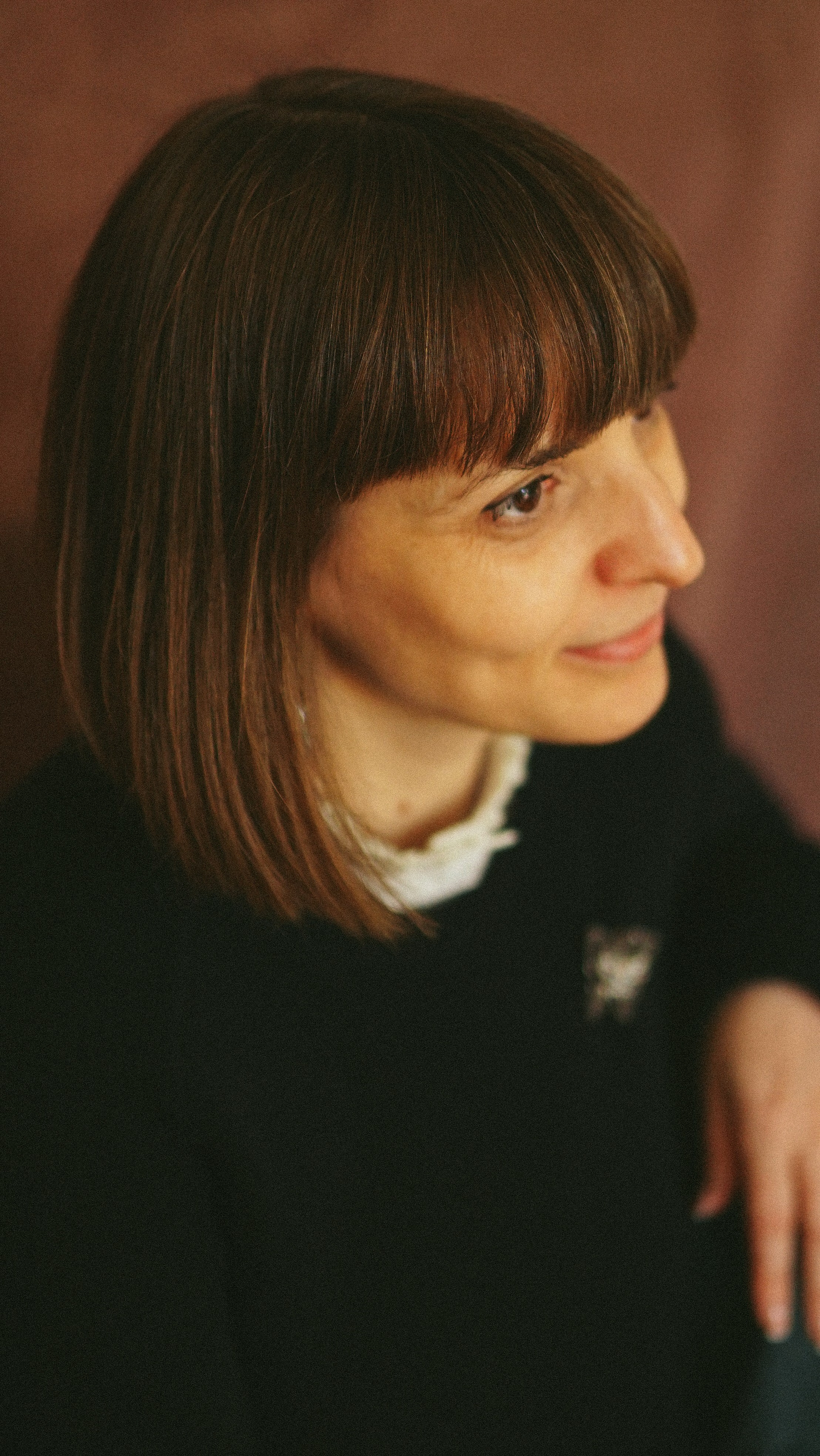 Fotografie de Portret Brașov | Artist Mădălina Beda. Madalina Beda- Artist vizual, fotograf, doula la nastere, consultant babywearing Brasov si in toata tara