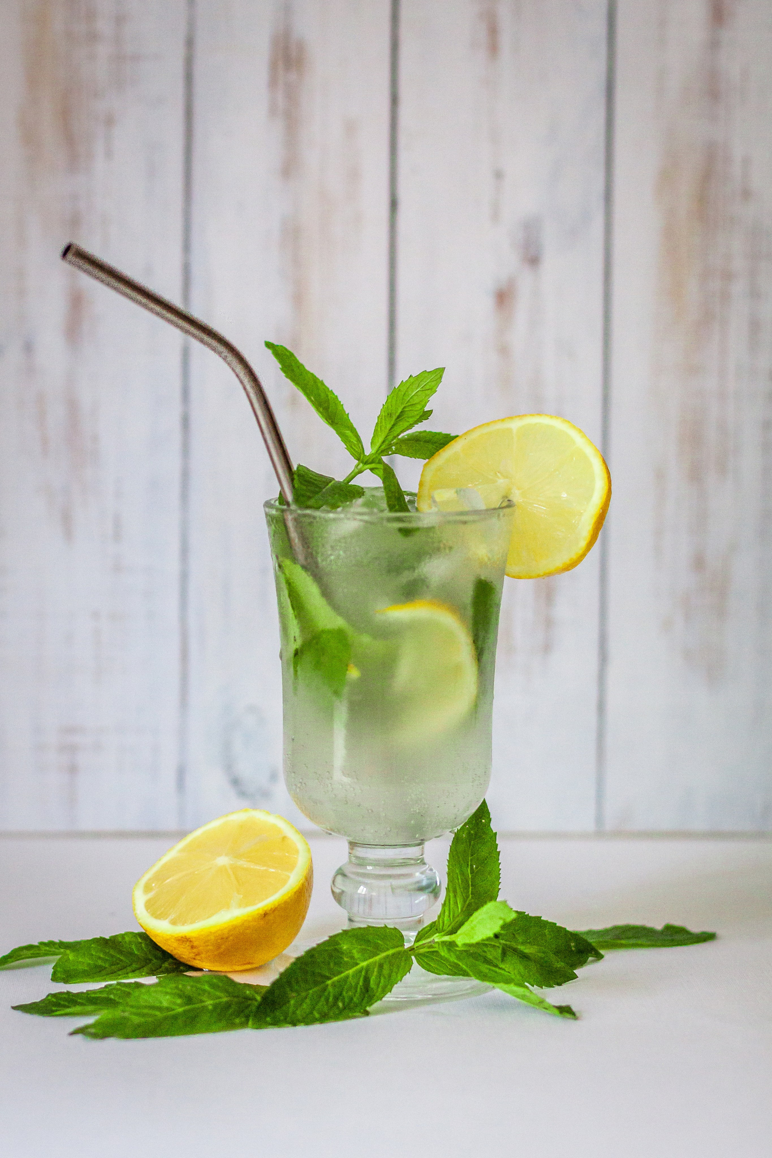 Lucrările cursanților Nivelului I. Școala de fotografie lui Roman Ribaliov. Orașul Chișinău, Moldova