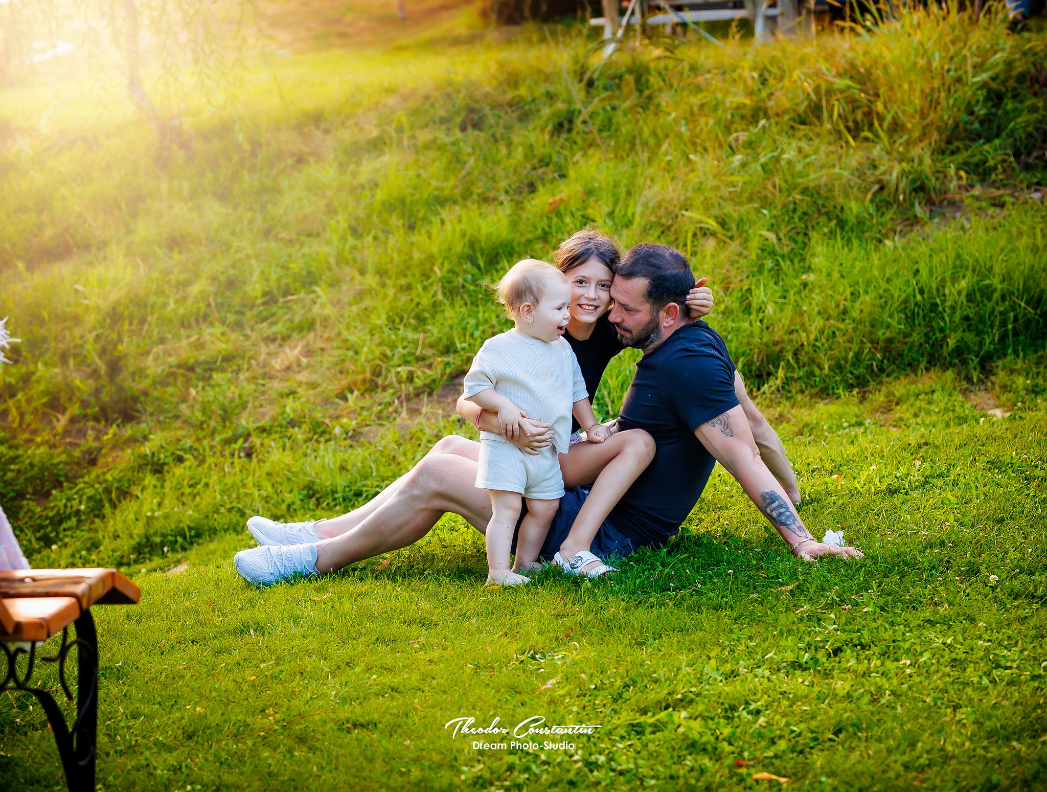 Logodna. Dream Studio Galați – ședințe foto profesionale pentru familie, portrete și evenimente