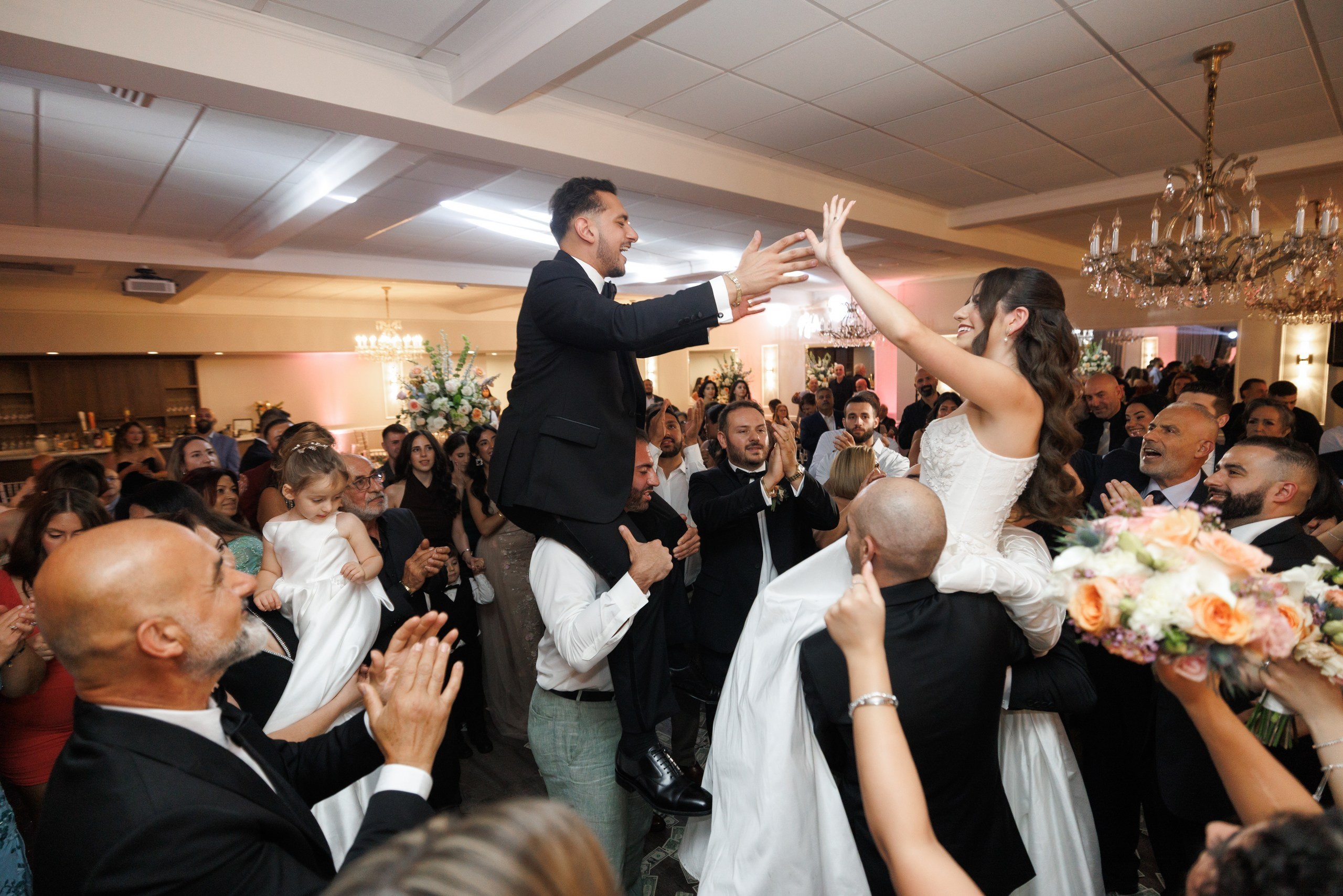 Jewel and Geovany. Wedding Photo & Video