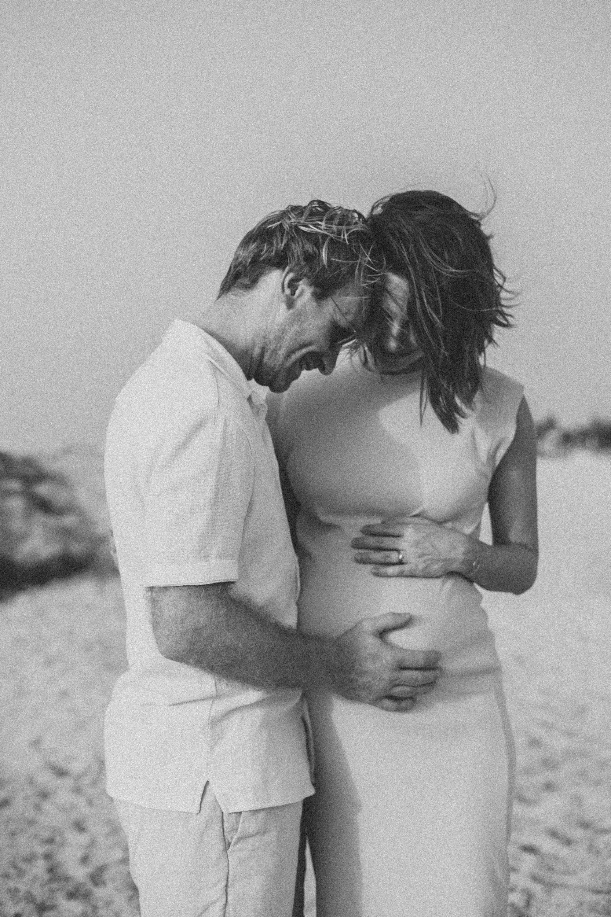 Maternity Session — Beach. Family Photographer in Dubai