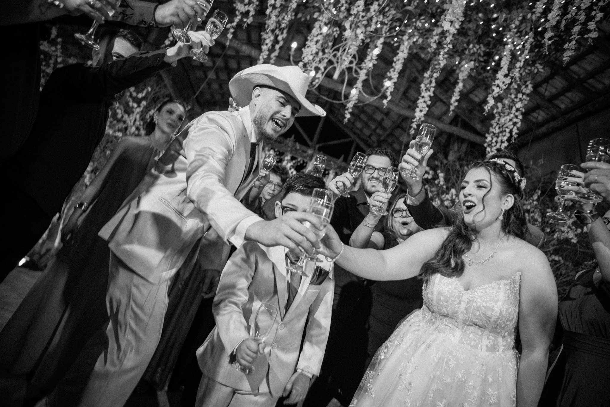 Aline & Daniel — Vila Casali / Piratininga SP. Robson Colaço
