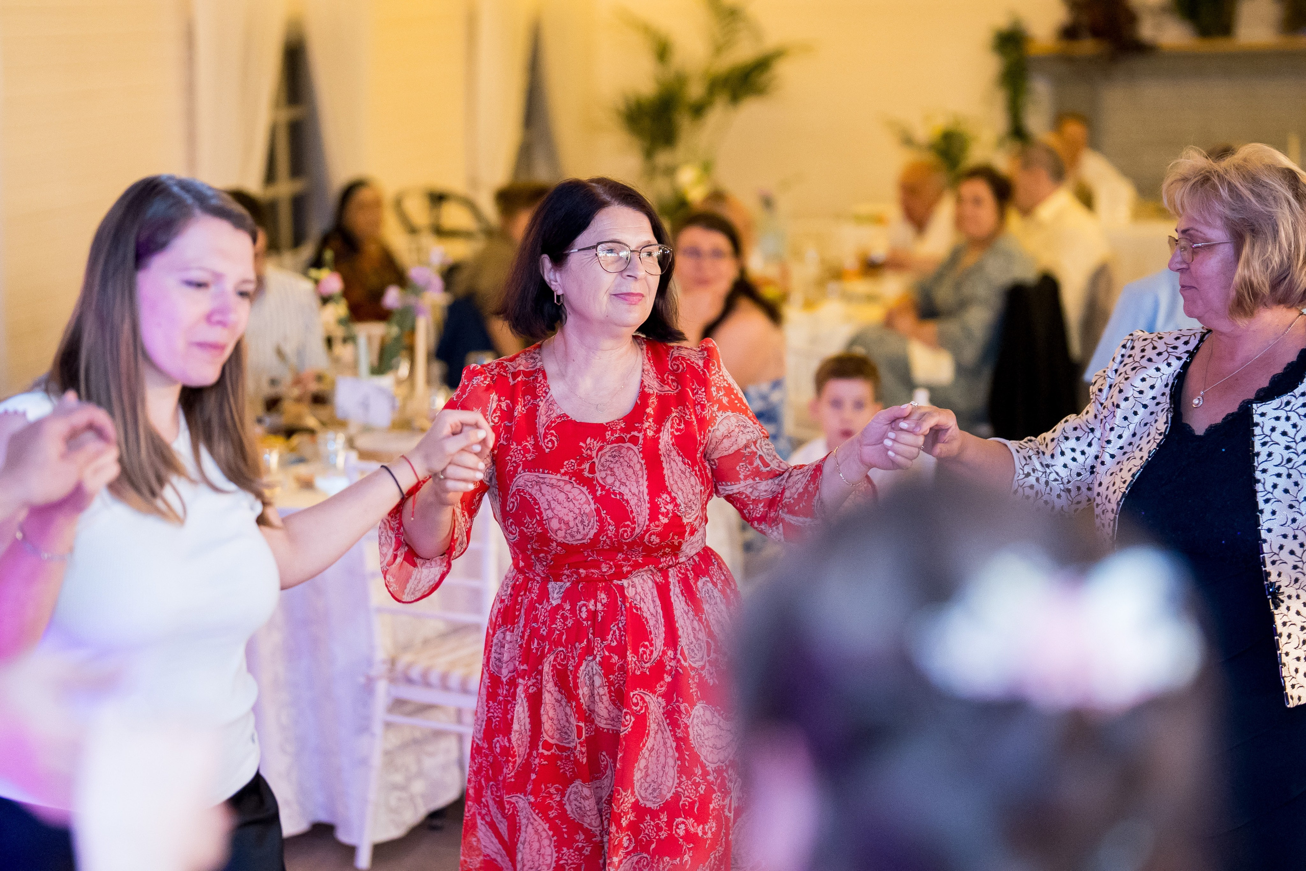 PARTY. Gabriel Florea — Fotograf nuntă București