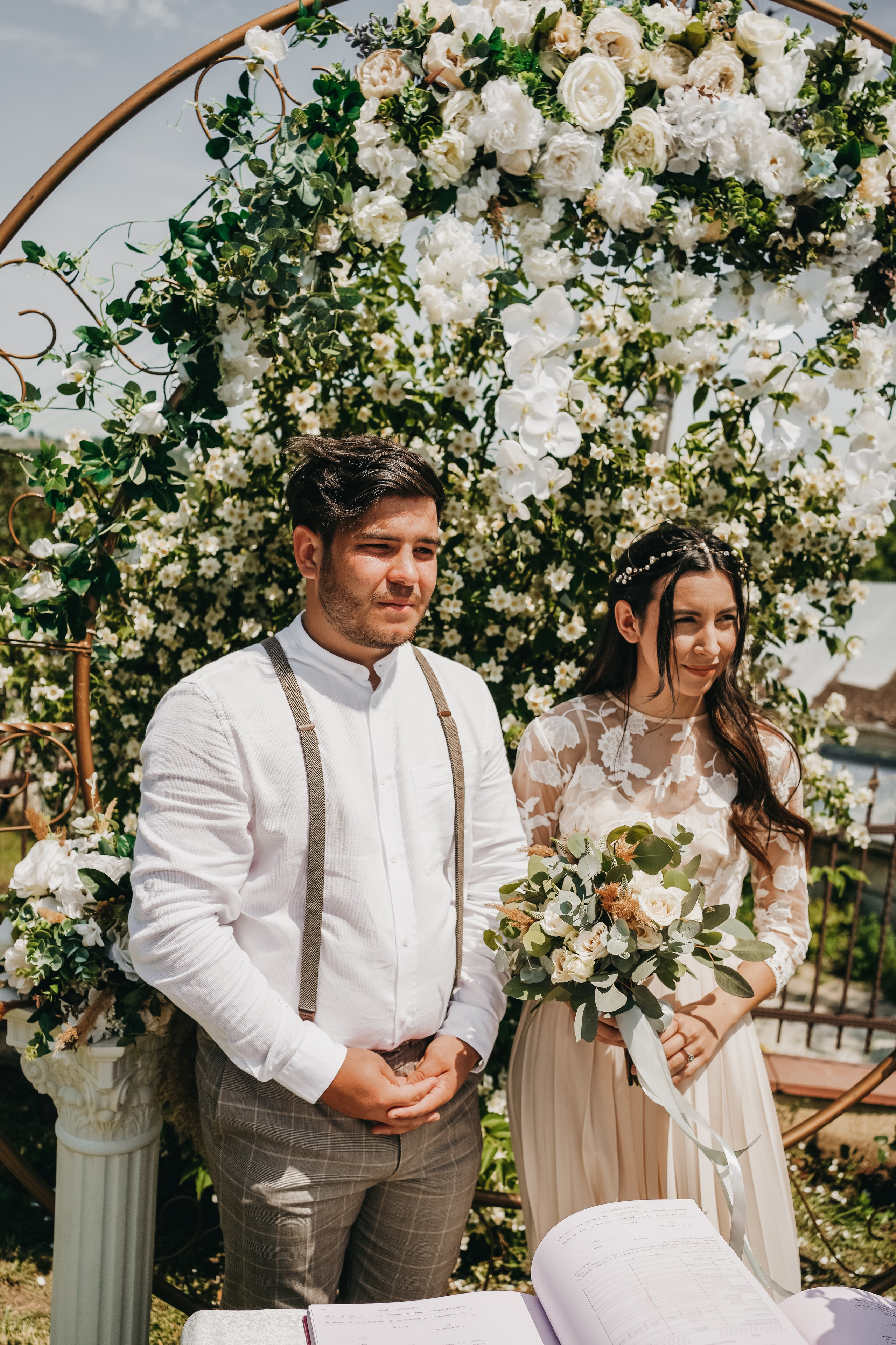 Fotograf stare civila Botosani. Fotograf Nunta Iasi - Hearts & Pictures