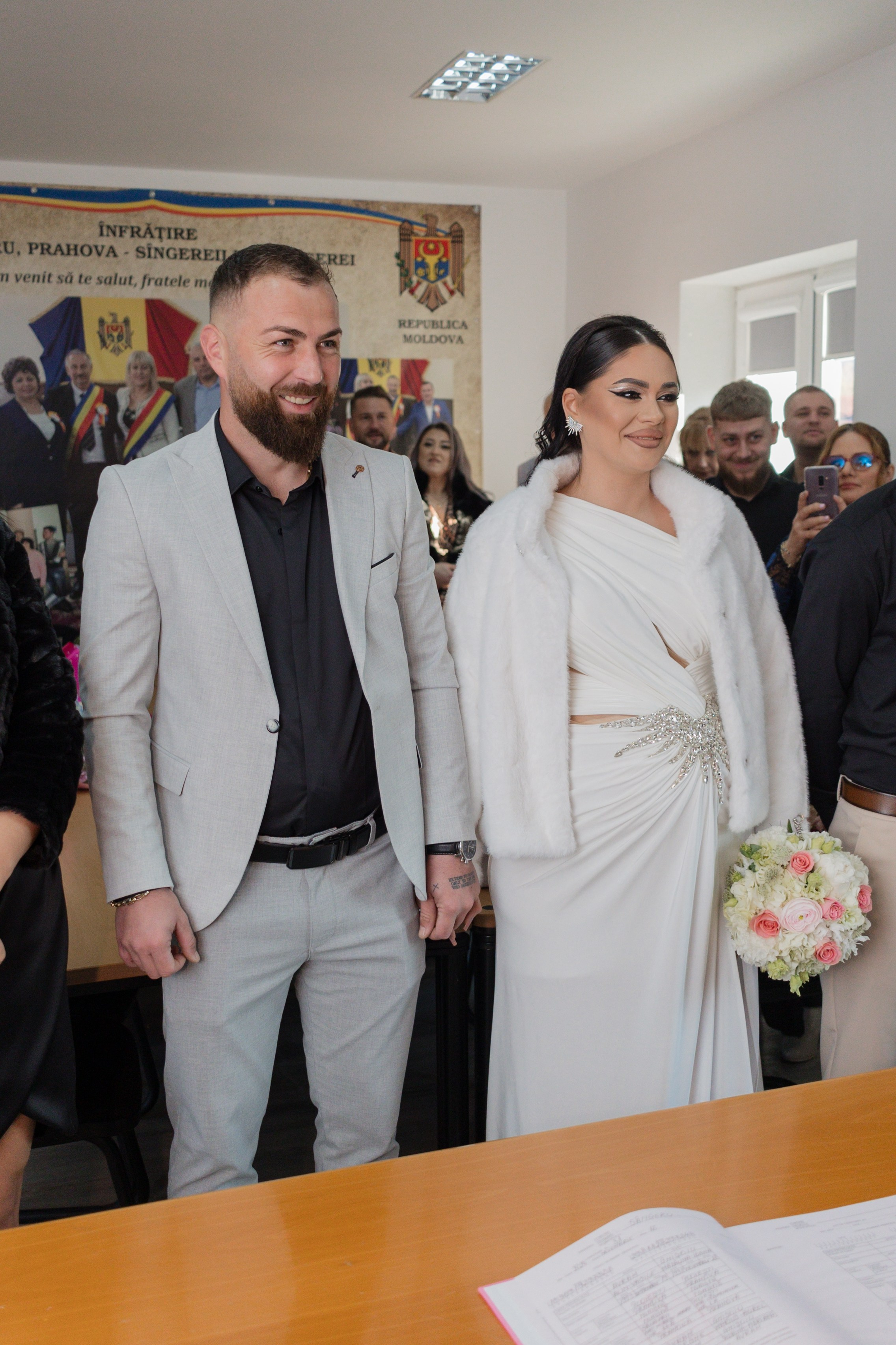 Madalina & Alin. Fotograf si videograf — evenimente si studio