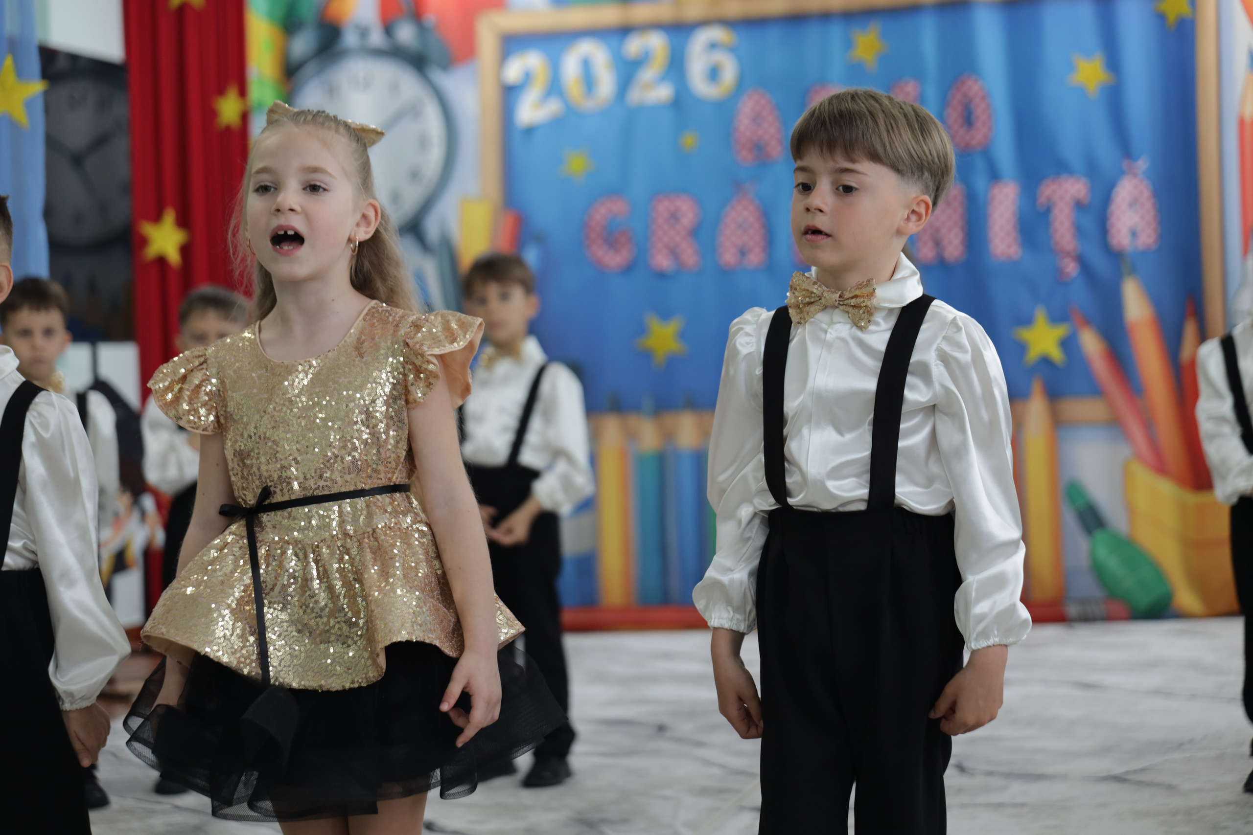 O filă de copilărie.... Alika Dia- Fotograf în Republica Moldova, Strășeni