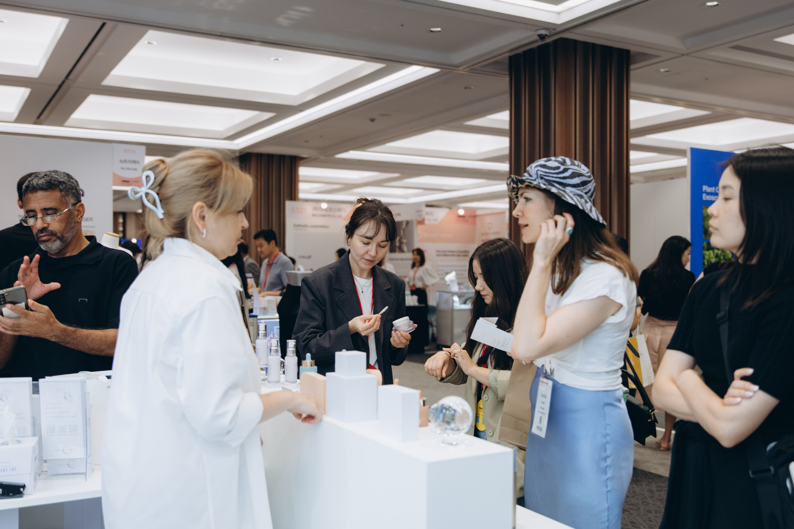 Inter charm Korea 2024 (ELSYM8). Portrait photographer in South Korea Olga Lian