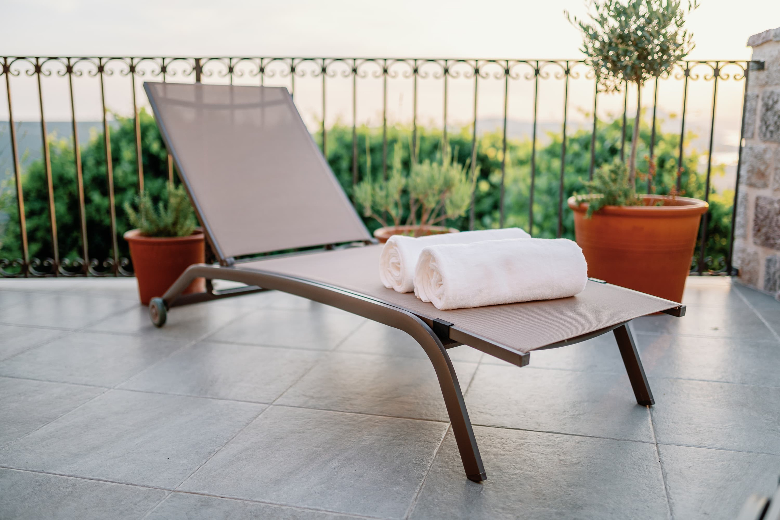 Real Estate Photography. Montenegro. EVAN ARISTOV WEDDING PHOTOGRAPHY — Seattle Wedding Photographer