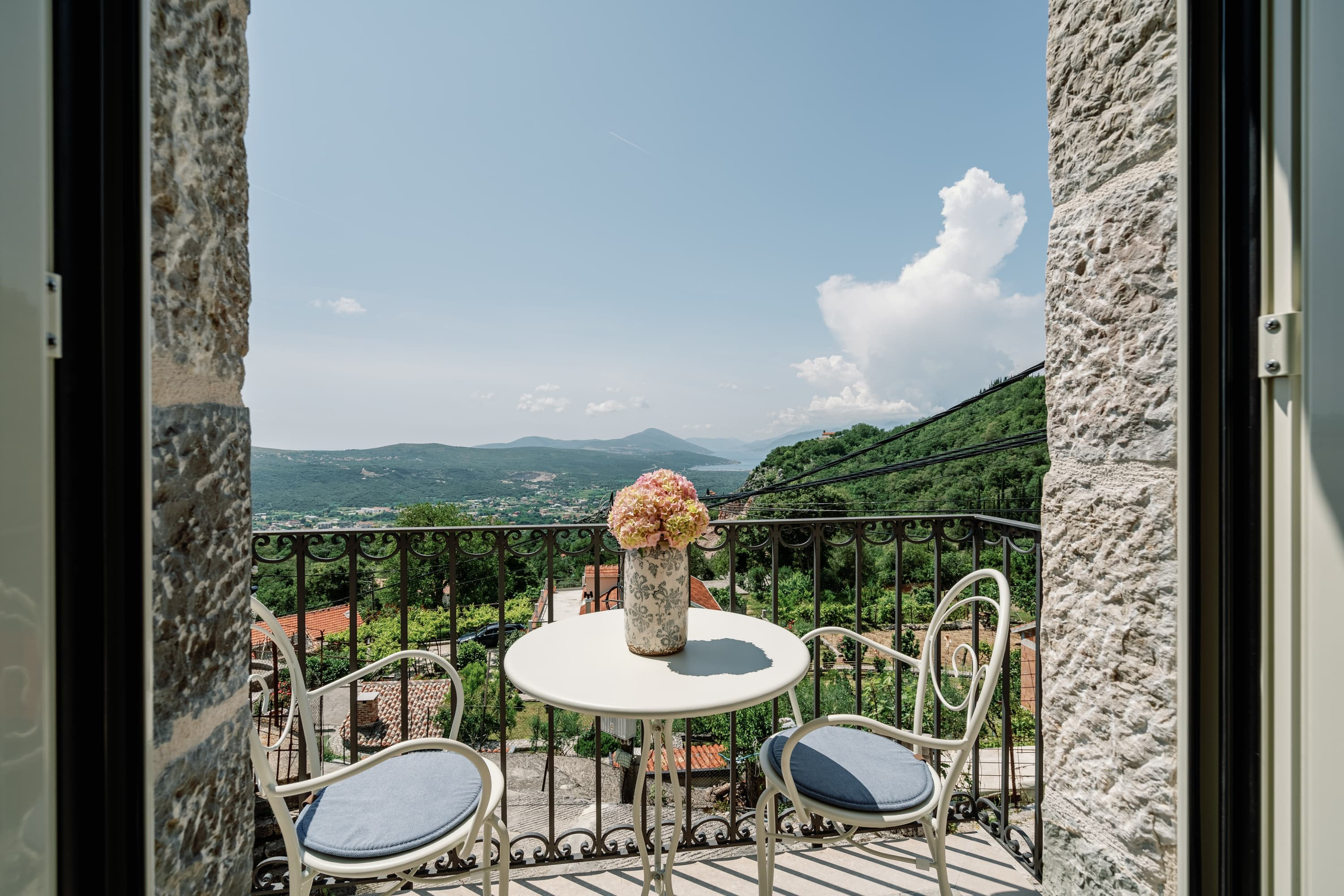 Real Estate Photography. Montenegro. EVAN ARISTOV WEDDING PHOTOGRAPHY — Seattle Wedding Photographer