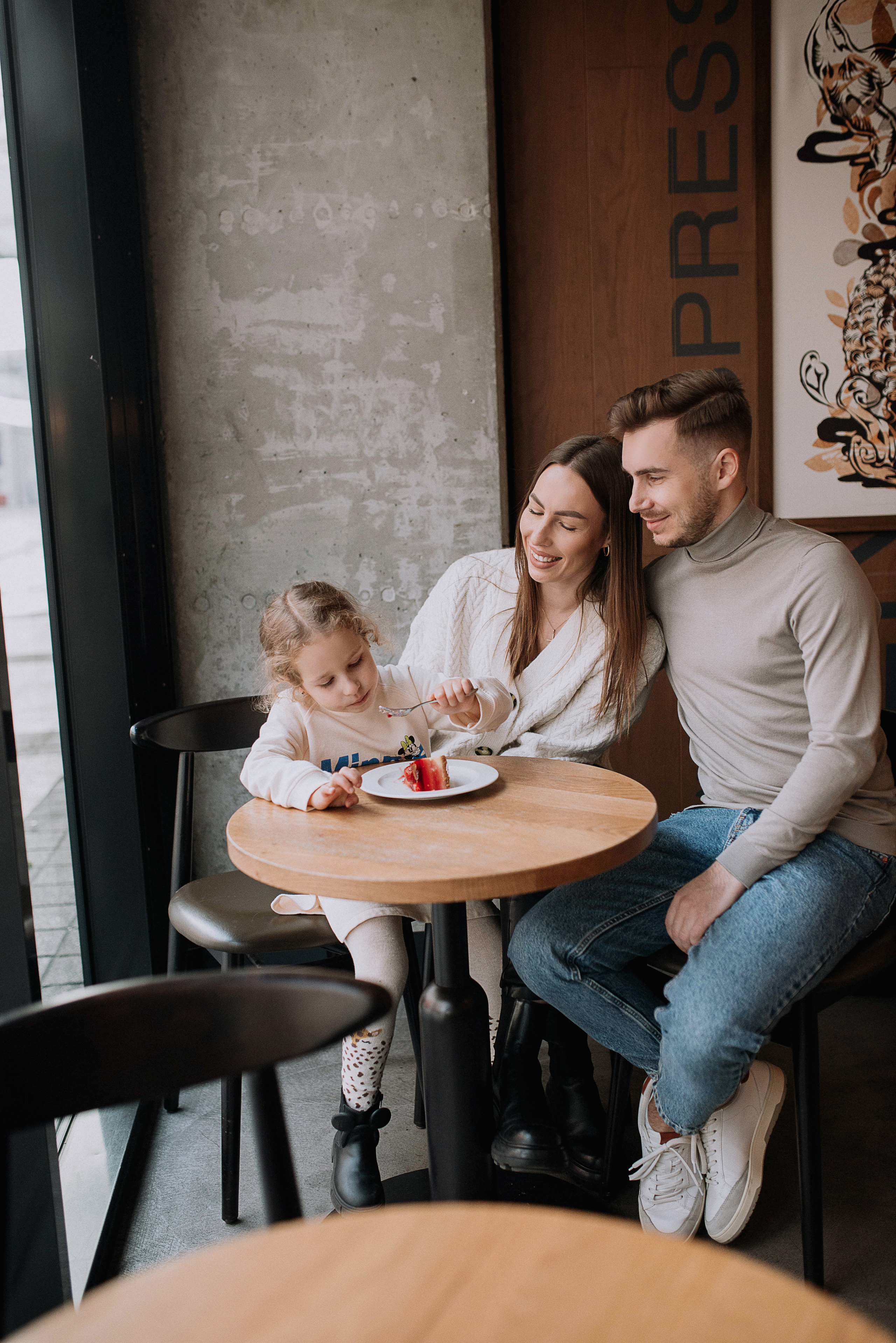 Dasha, Zlata, Yura. Home page