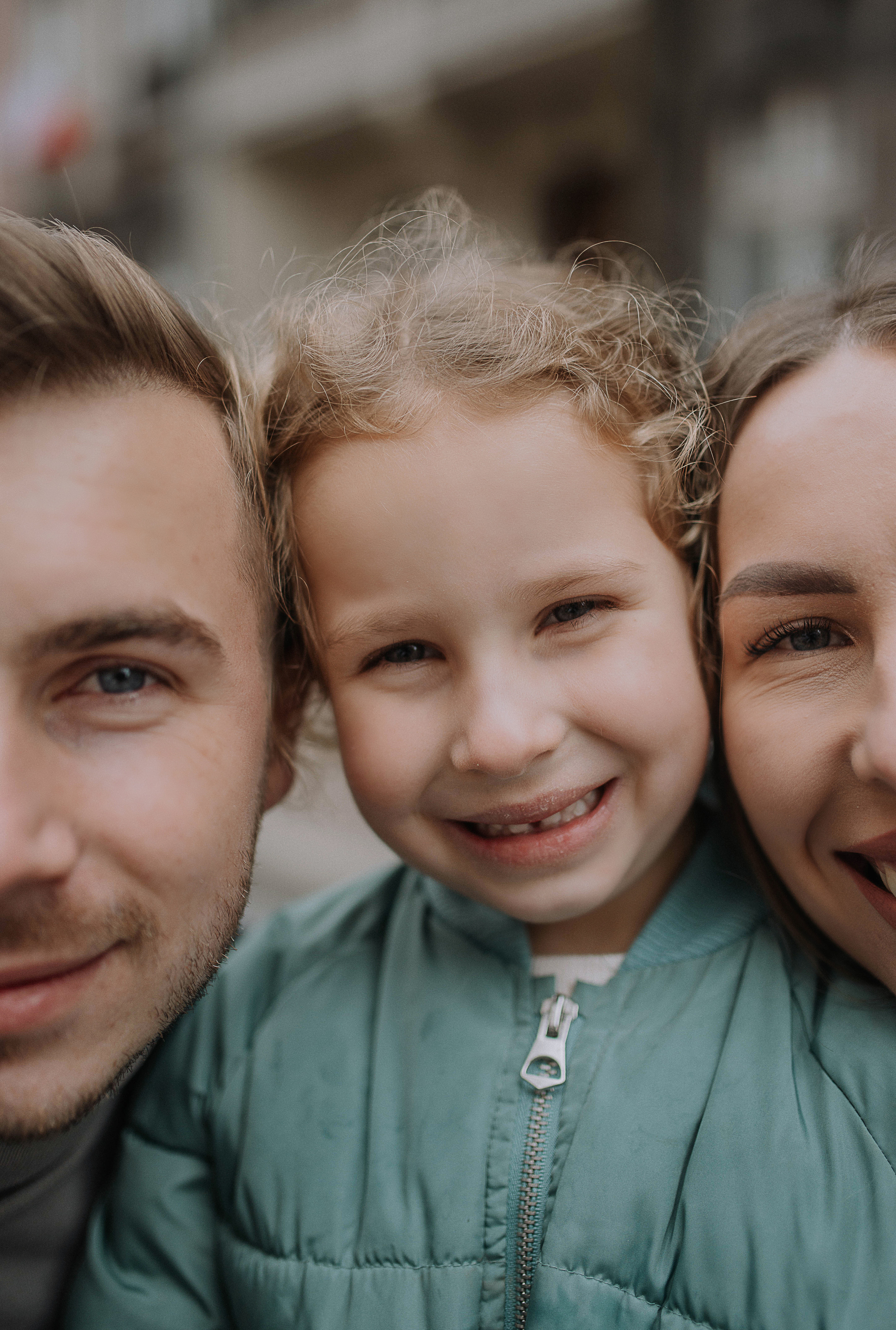 Dasha, Zlata, Yura. Home page