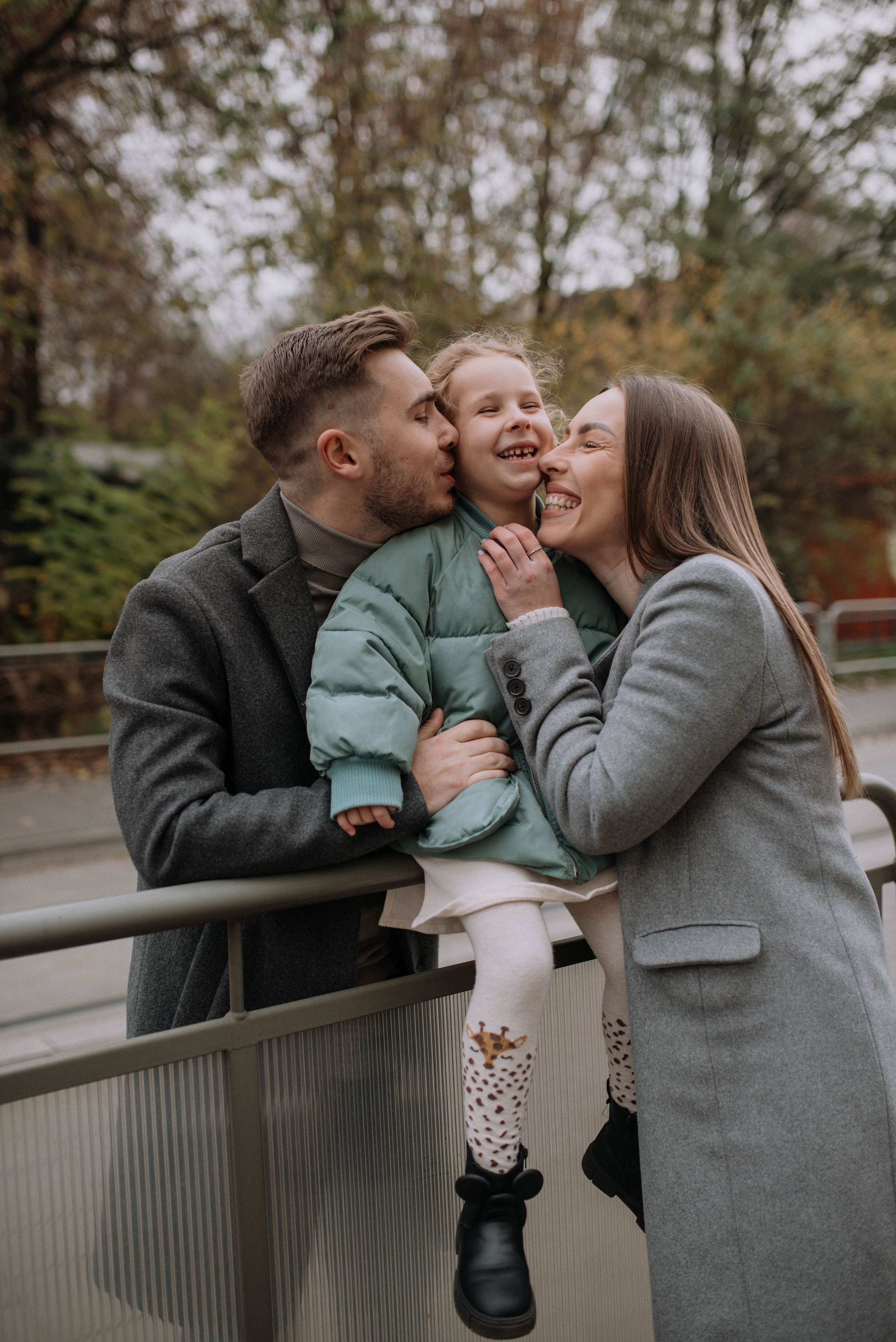 Dasha, Zlata, Yura. Home page