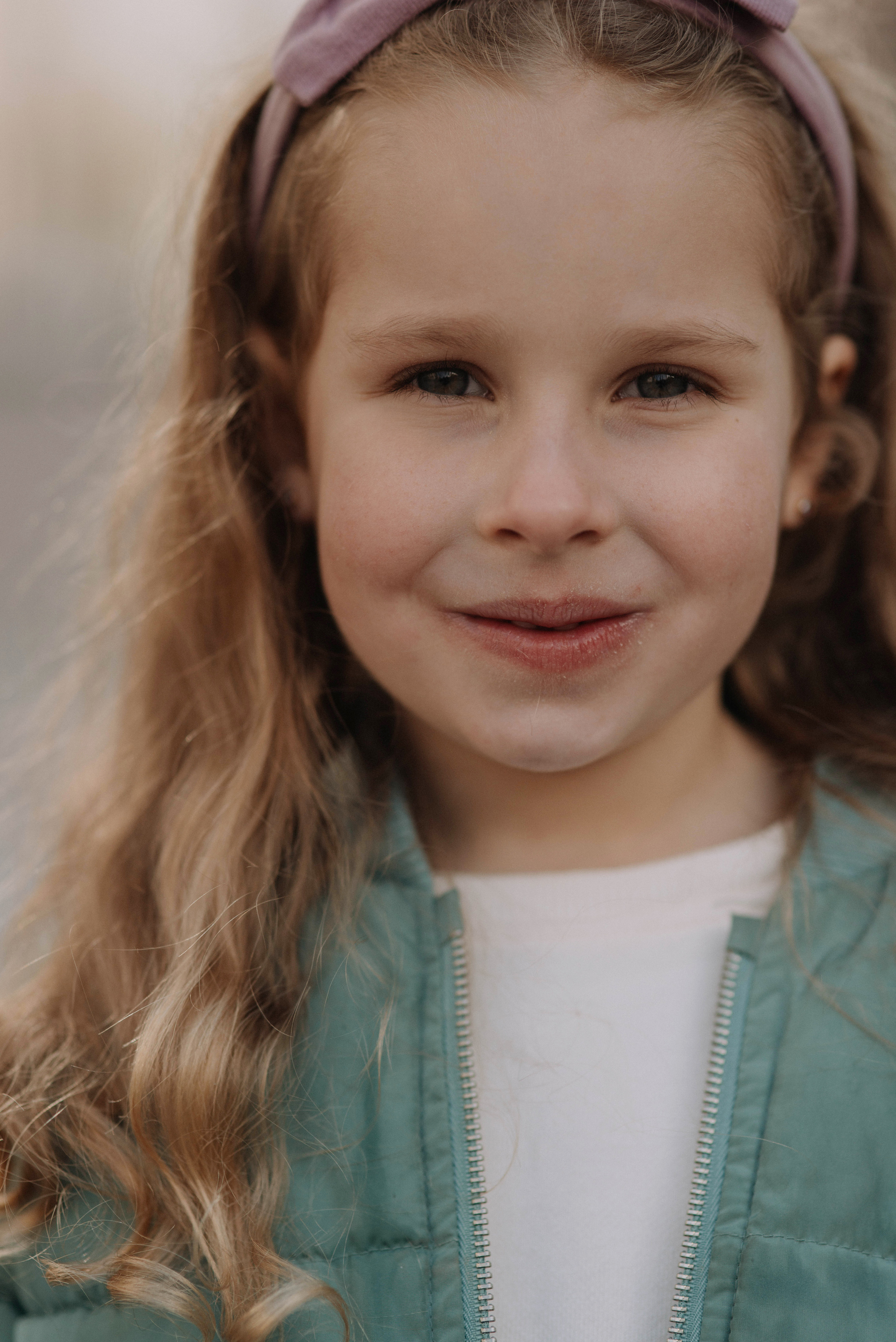 Dasha, Zlata, Yura. Home page