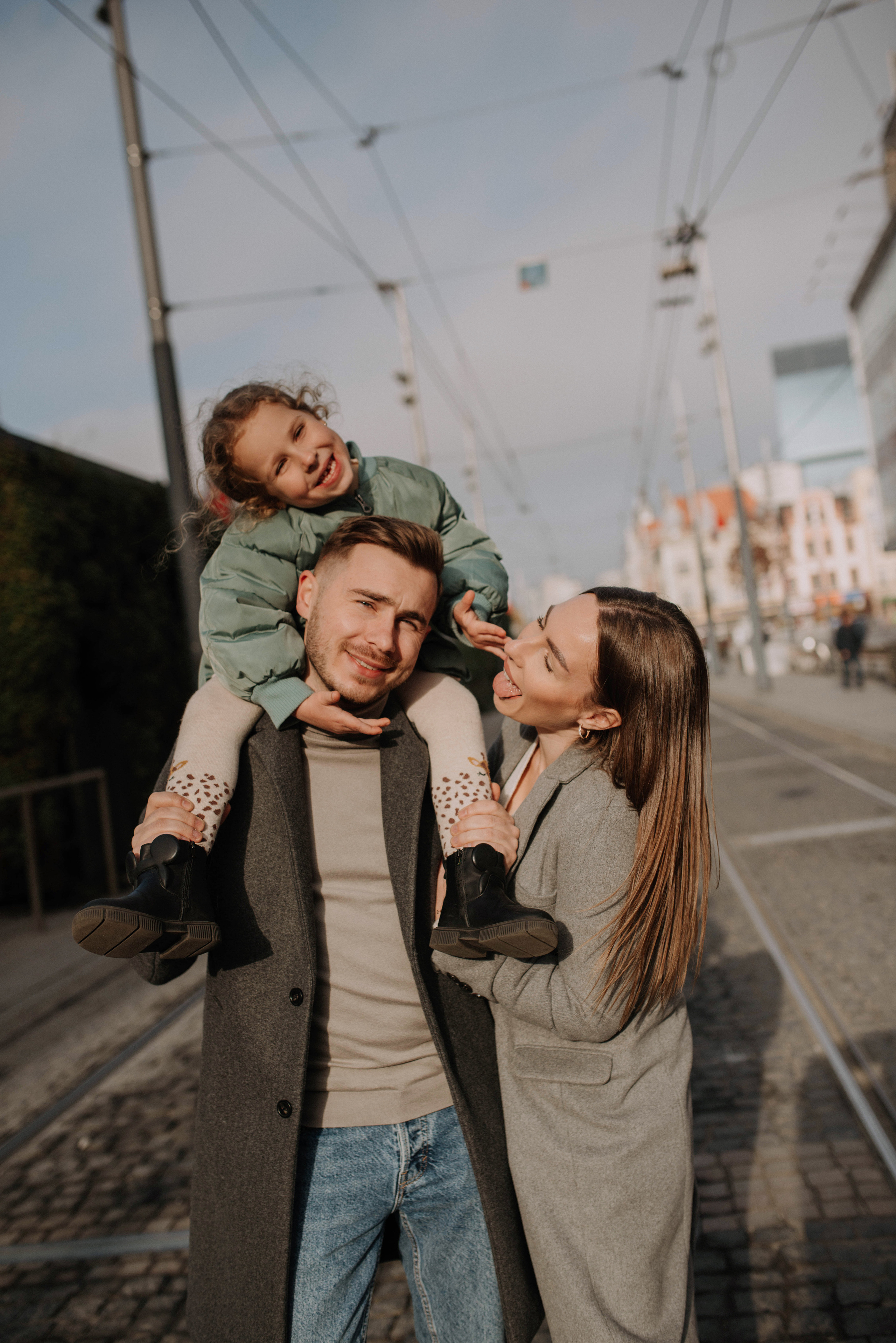 Dasha, Zlata, Yura. Home page