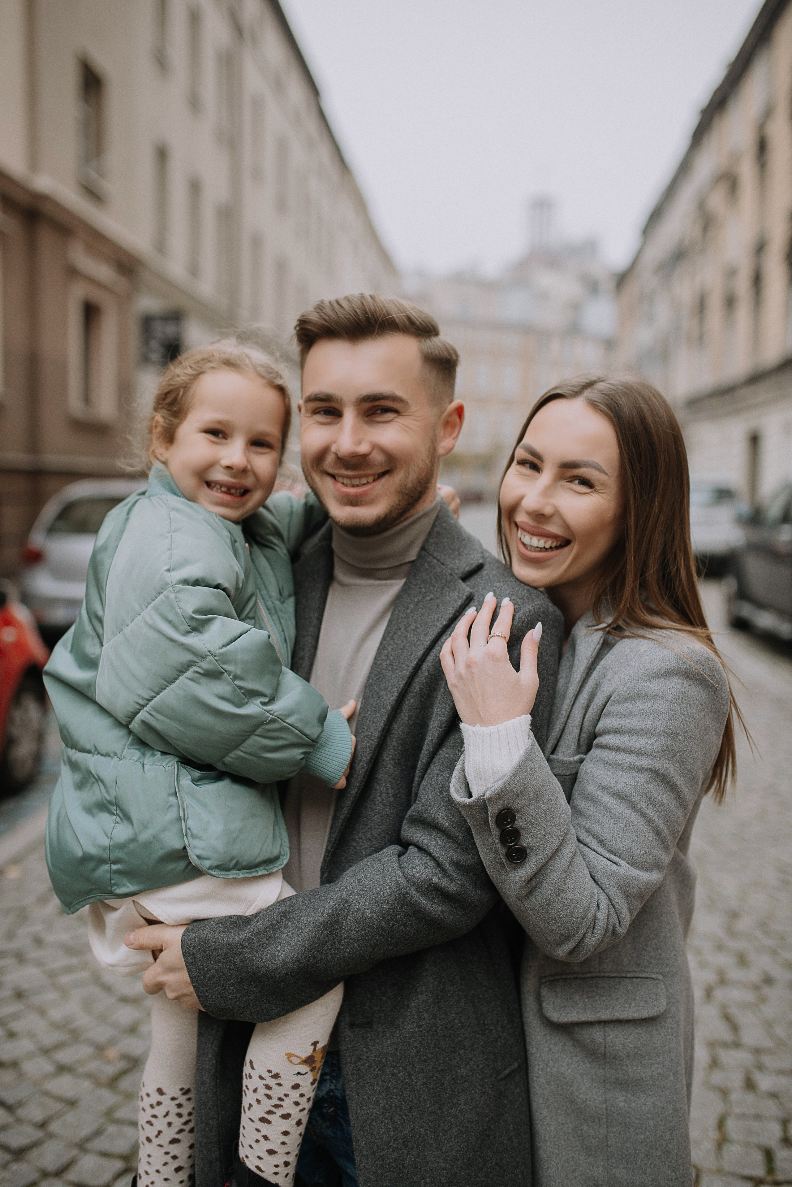 Dasha, Zlata, Yura. Home page