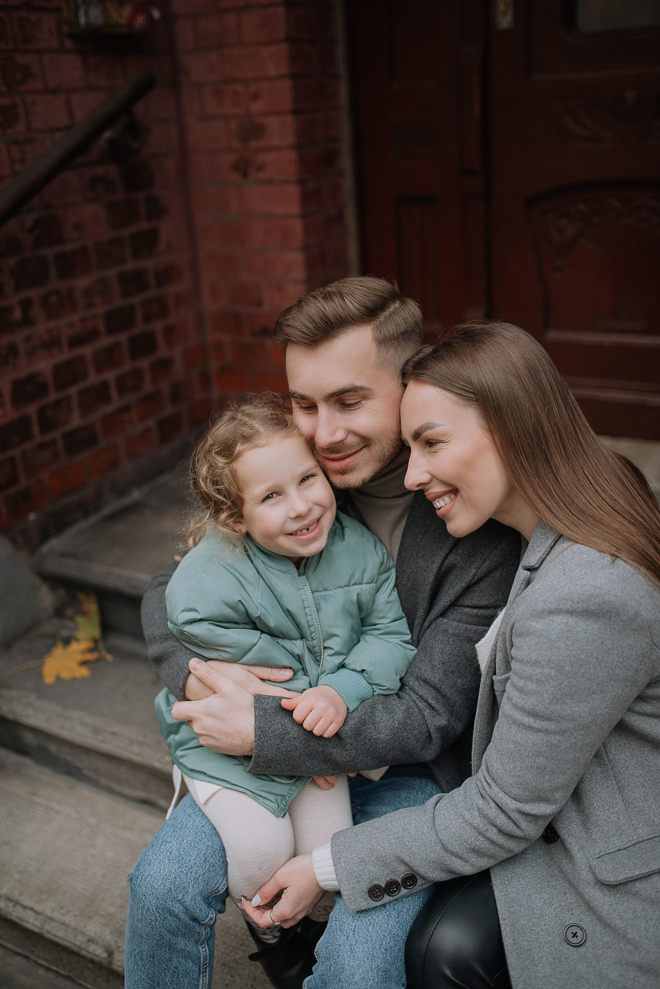 Dasha, Zlata, Yura. Home page