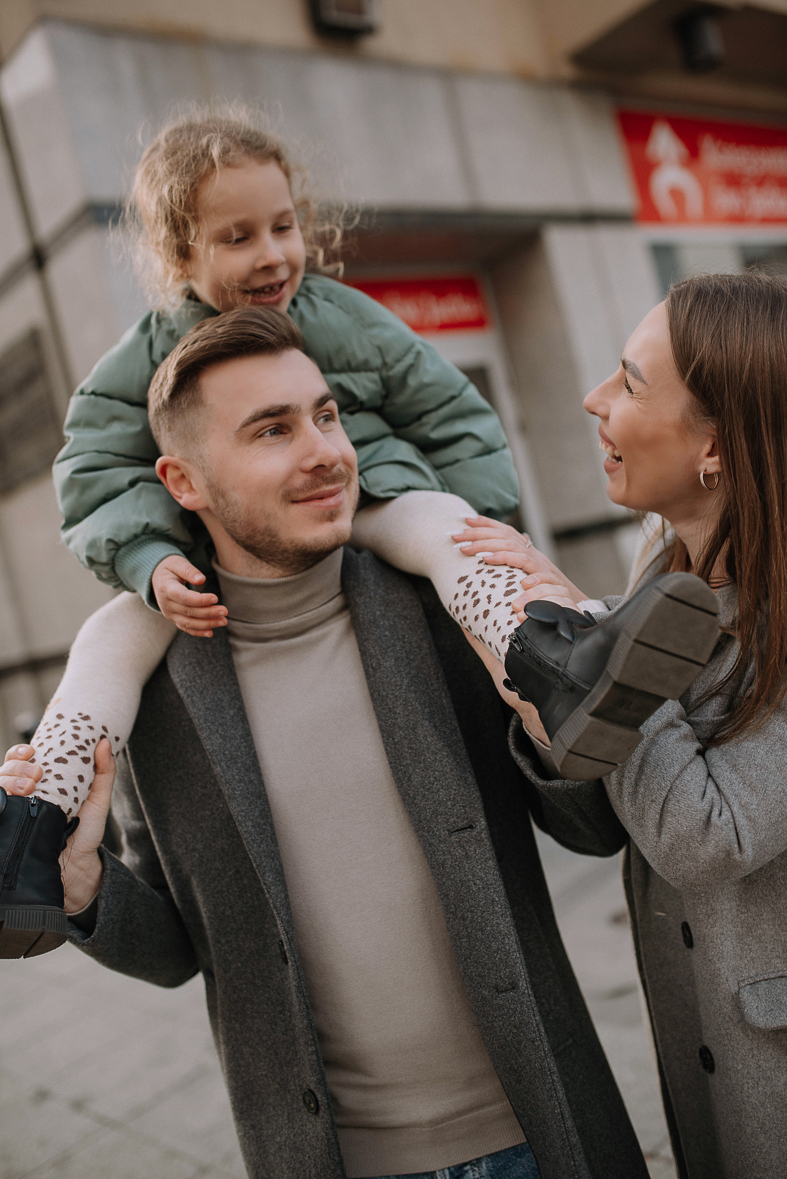 Dasha, Zlata, Yura. Home page