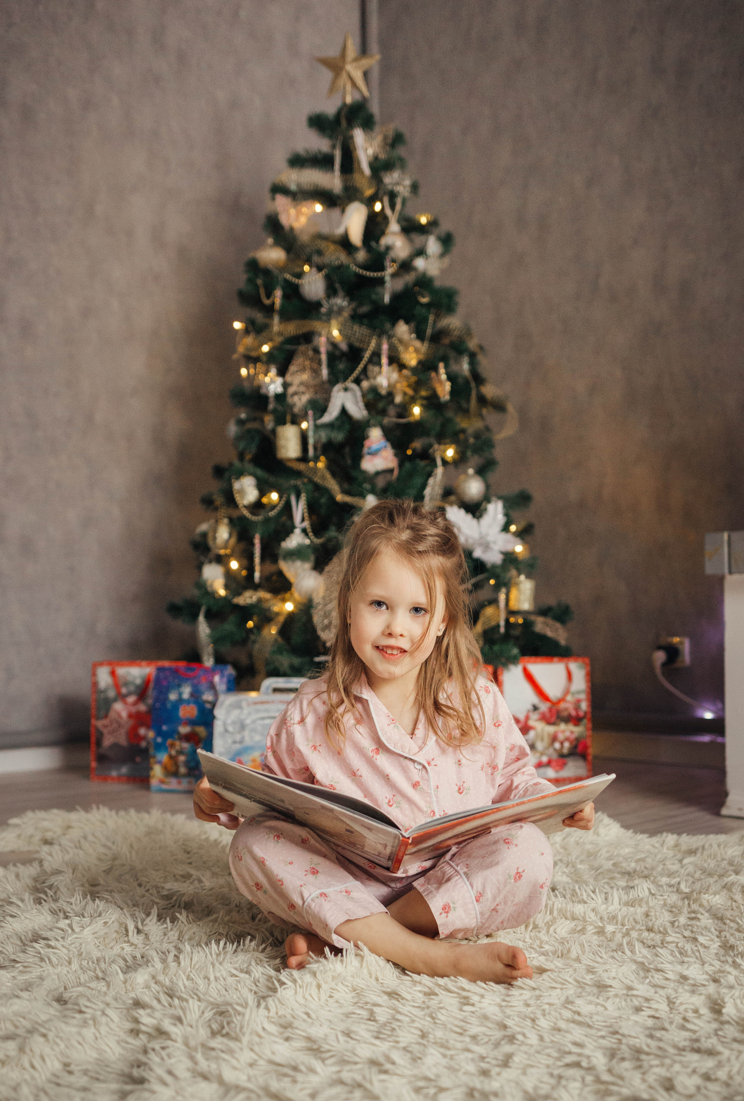 Waiting for the holiday. Family photographer in Vilnuis Svetlana Naumova