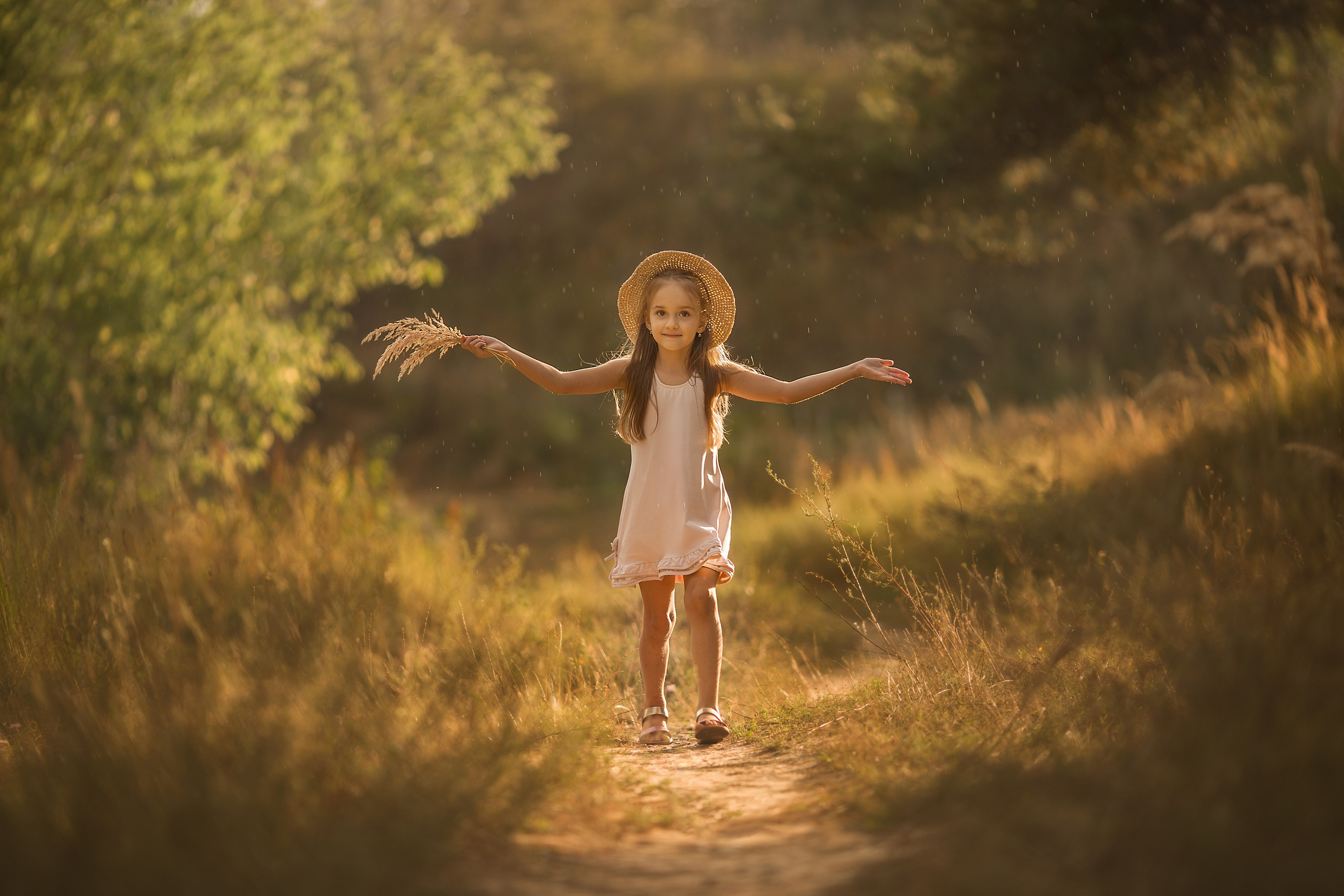 Wonderful wait for brother. Family photographer in Vilnuis Svetlana Naumova