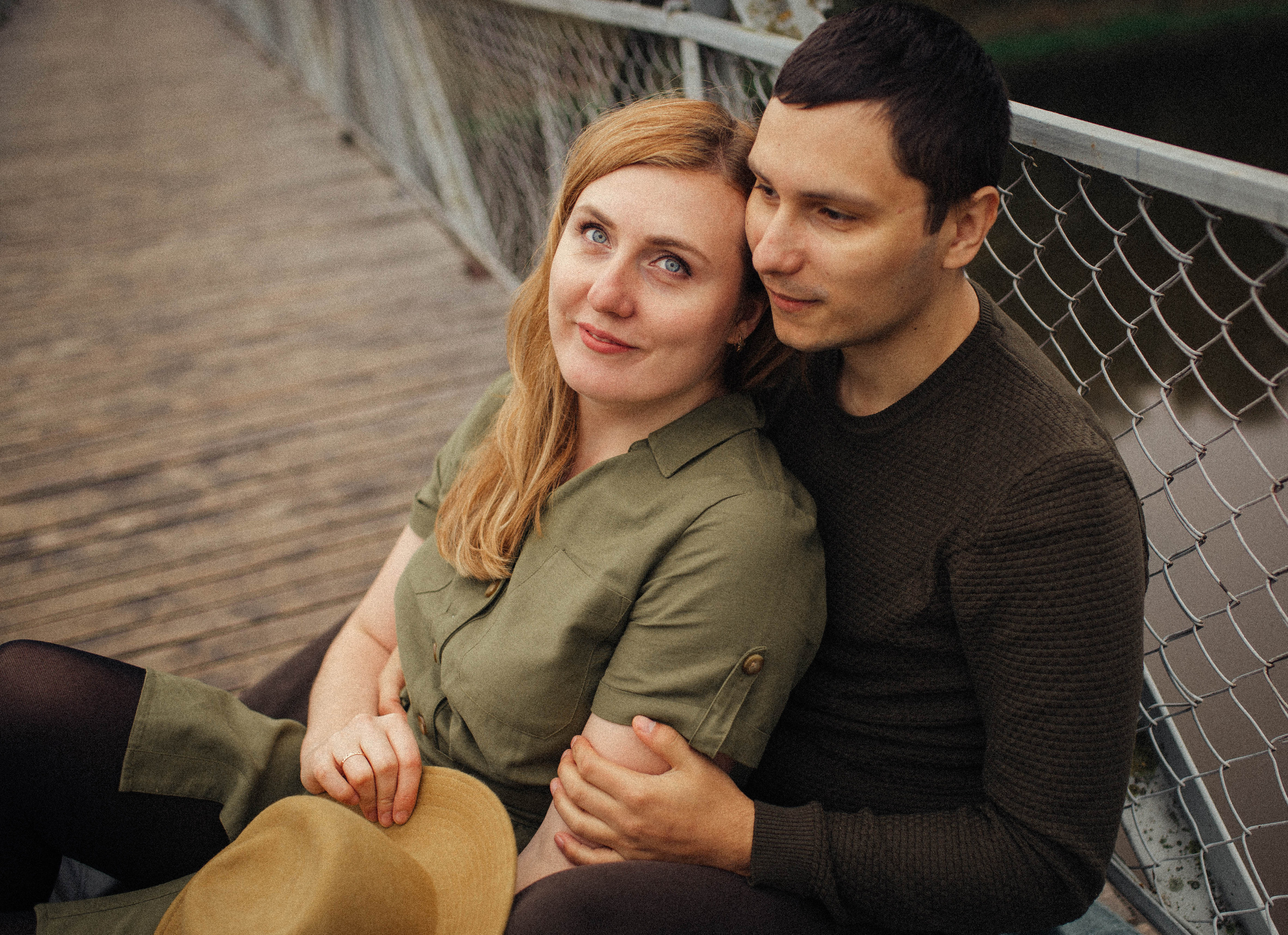 Anya and Denis. Bridges. Family photographer in Vilnuis Svetlana Naumova