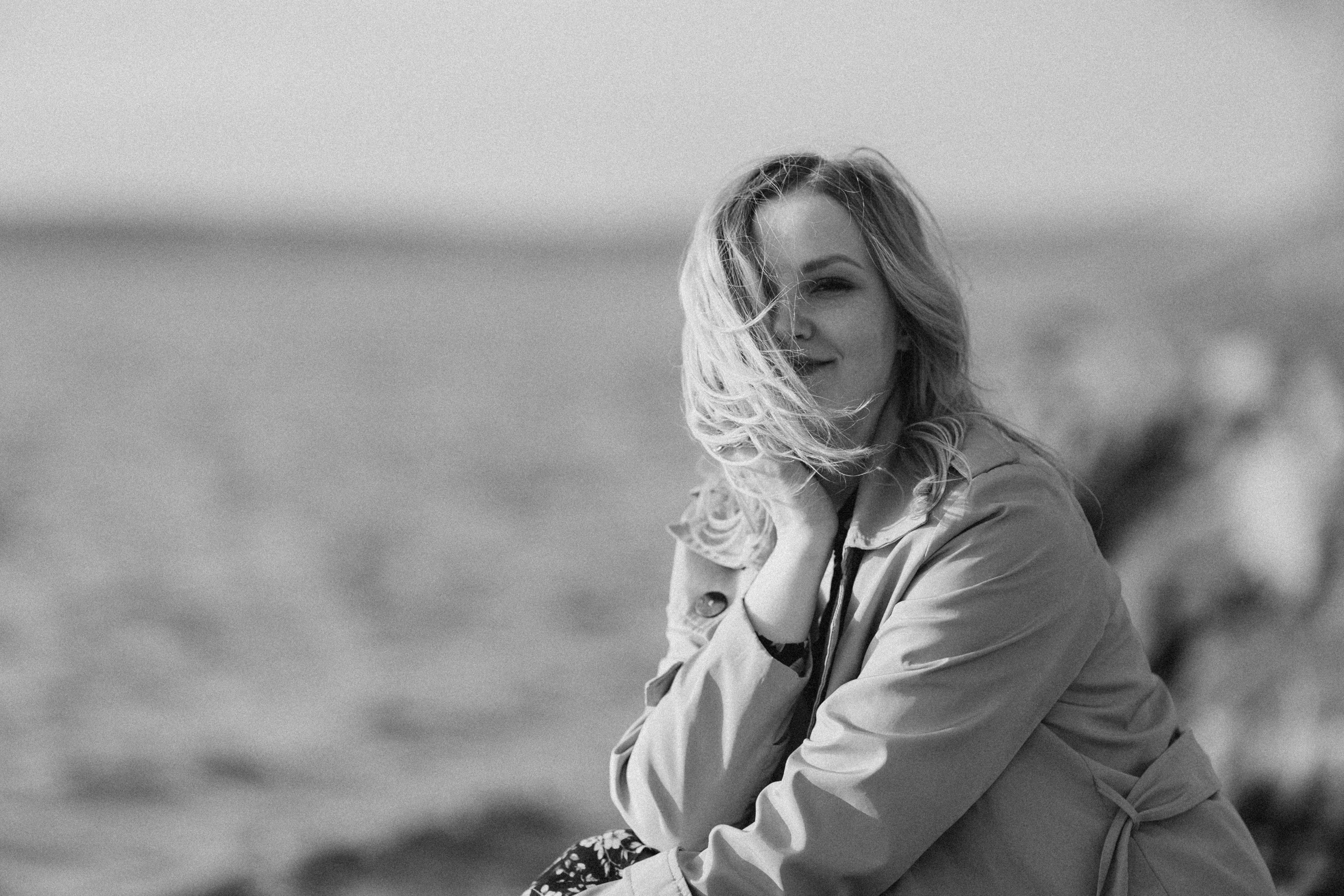 Julia and Lyosha. A walk near the sea. Family photographer in Vilnuis Svetlana Naumova