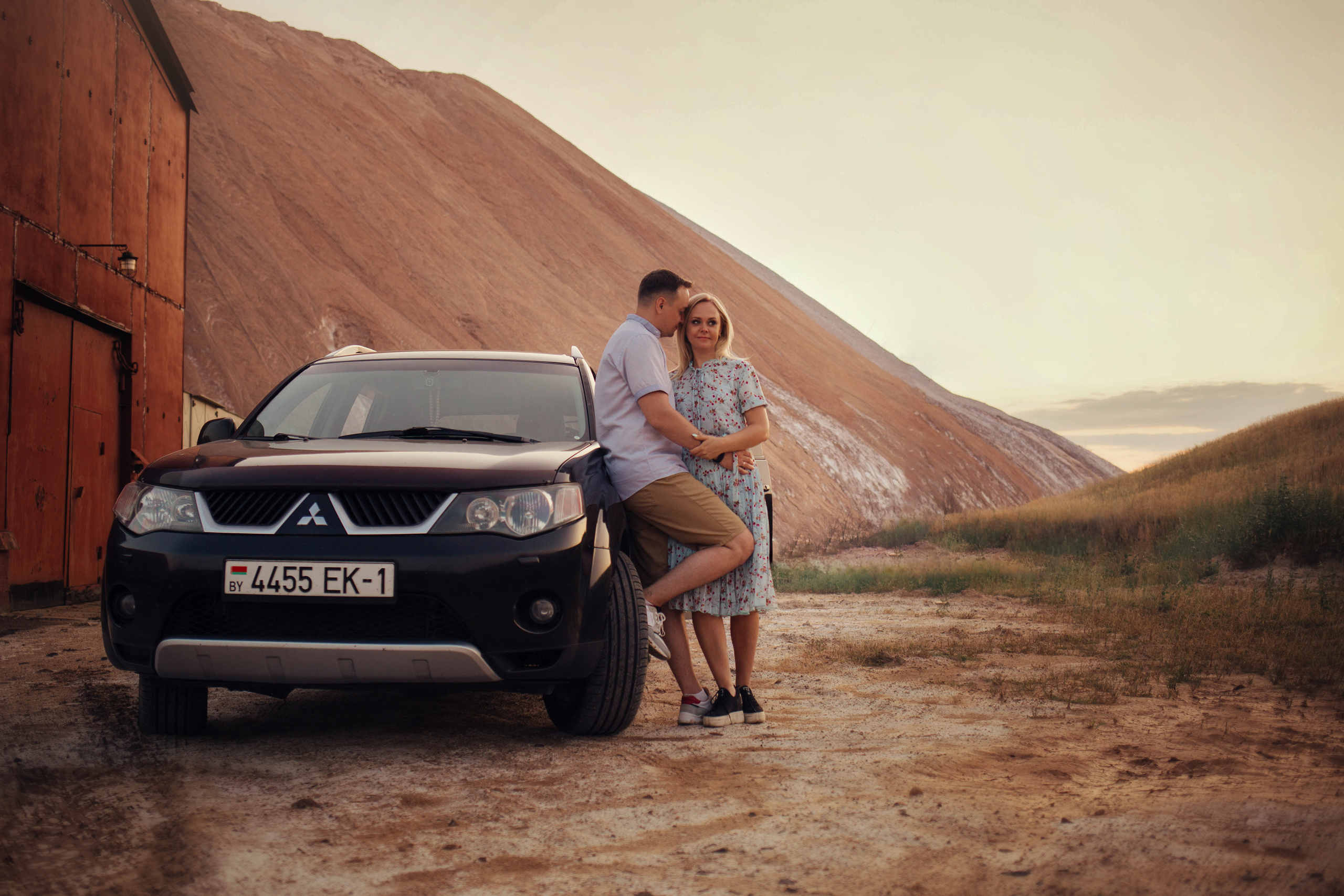 Таня и Рома в необычных горах. Семейный и детский фотограф в Вильнюсе Светлана Наумова