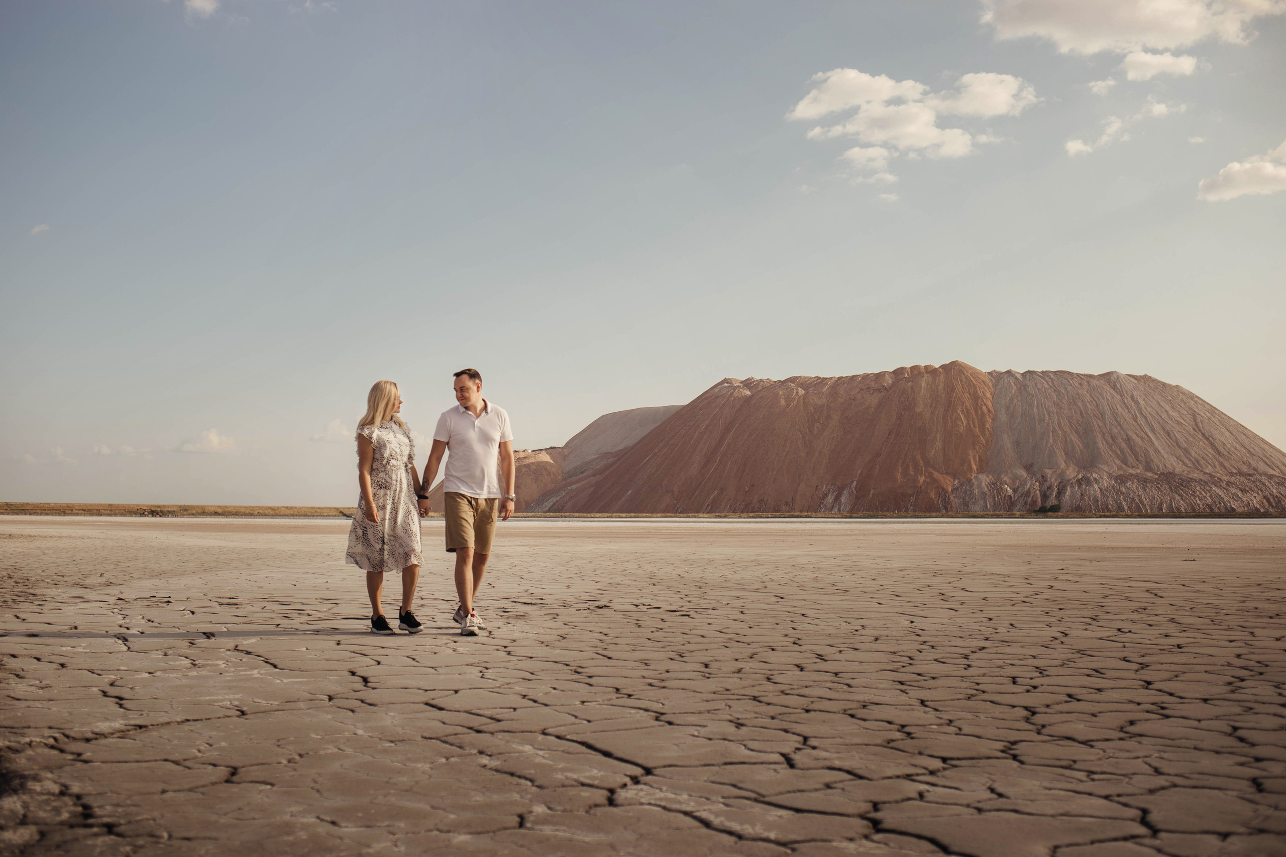 Таня и Рома в необычных горах. Семейный и детский фотограф в Вильнюсе Светлана Наумова