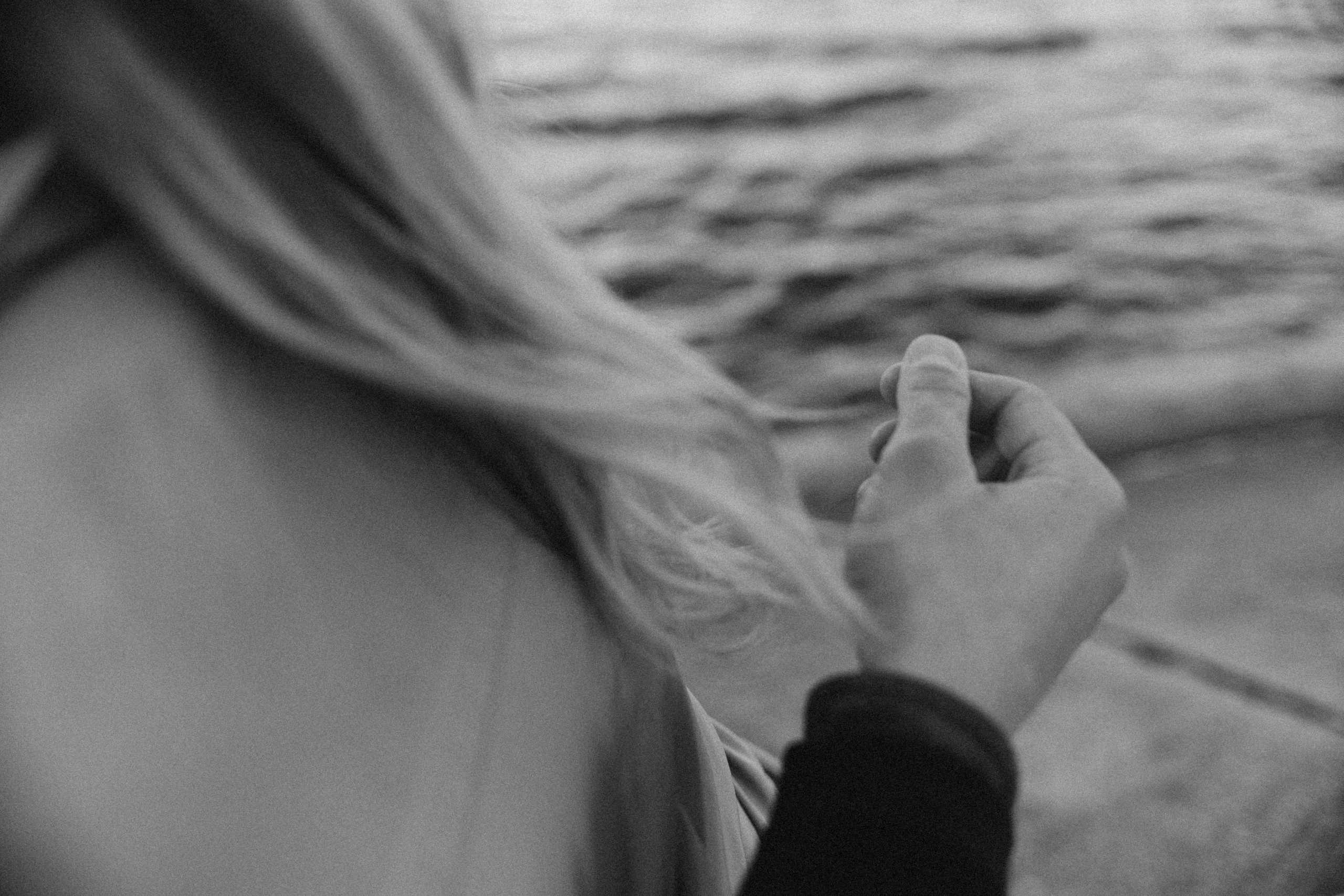 Julia and Lyosha. A walk near the sea. Family photographer in Vilnuis Svetlana Naumova