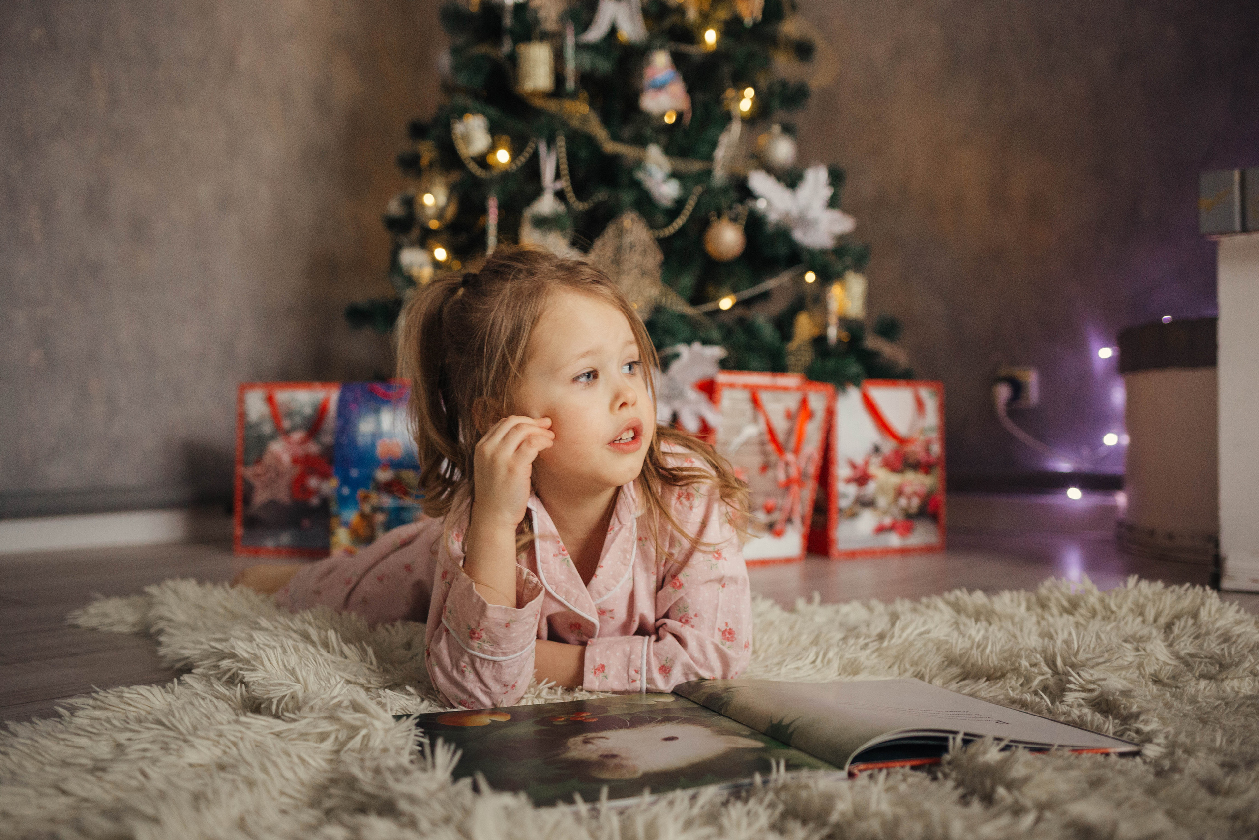 Waiting for the holiday. Family photographer in Vilnuis Svetlana Naumova