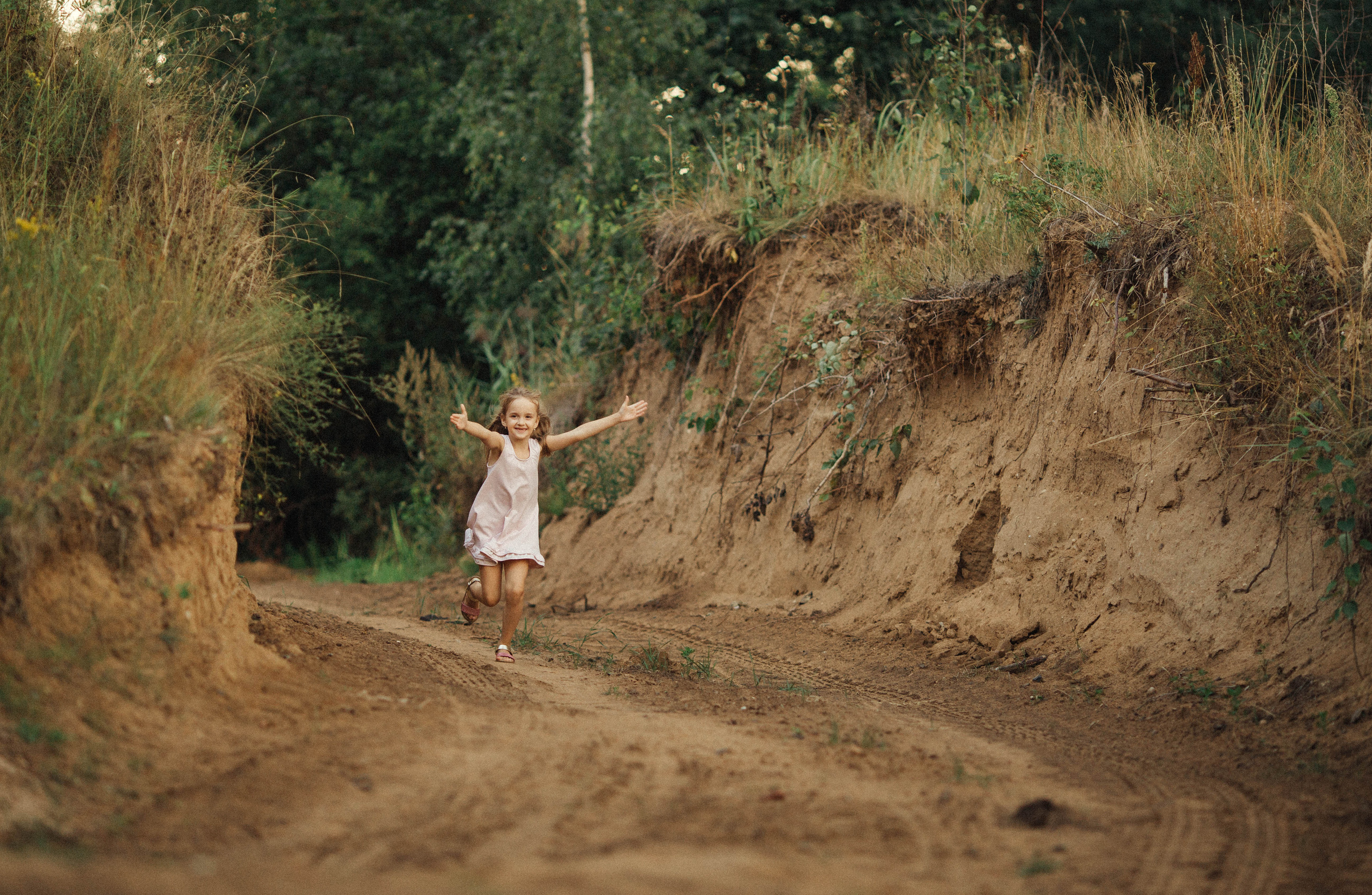 Wonderful wait for brother. Family photographer in Vilnuis Svetlana Naumova