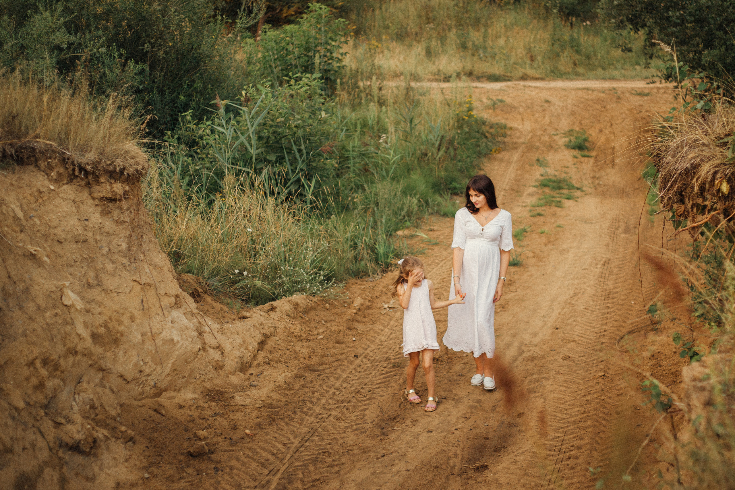 Wonderful wait for brother. Family photographer in Vilnuis Svetlana Naumova