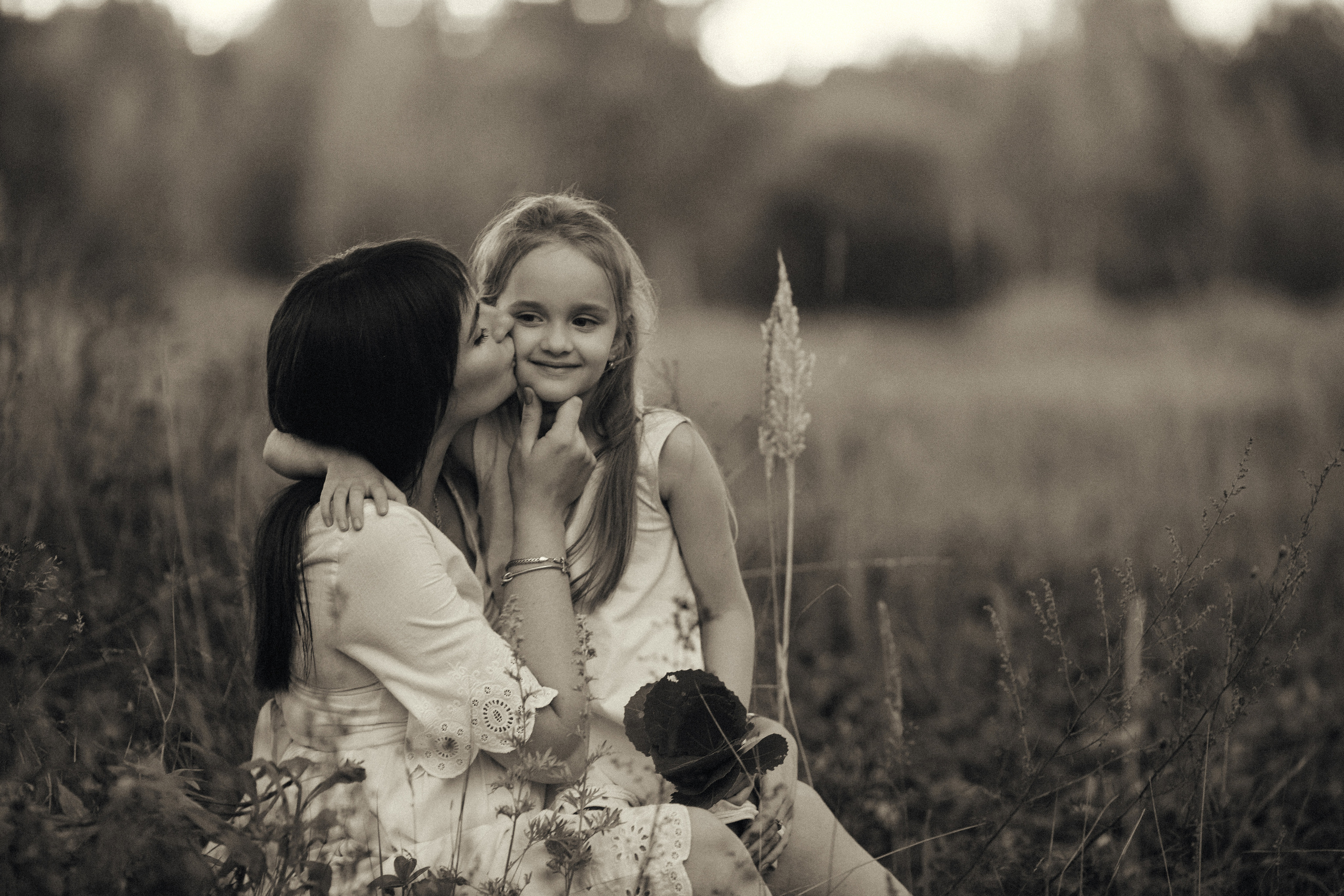 Wonderful wait for brother. Family photographer in Vilnuis Svetlana Naumova