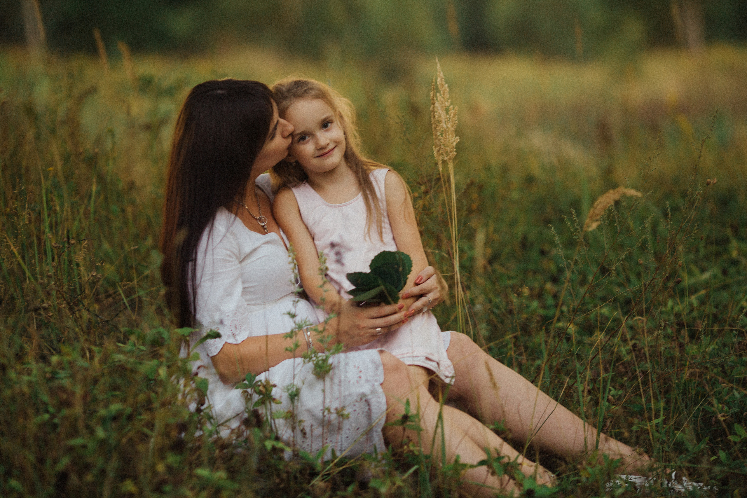 Wonderful wait for brother. Family photographer in Vilnuis Svetlana Naumova