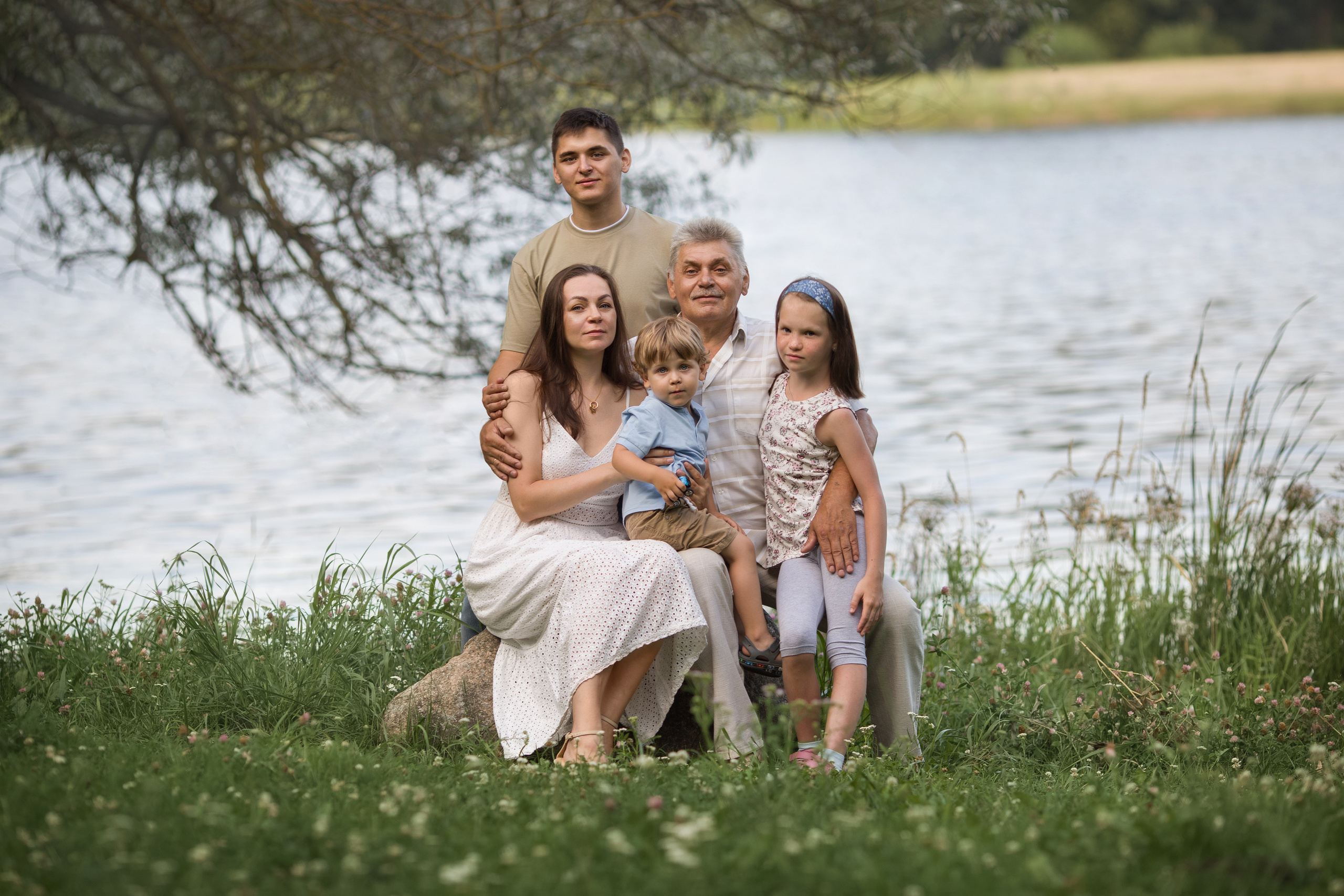 Several generations together. Family photographer in Vilnuis Svetlana Naumova