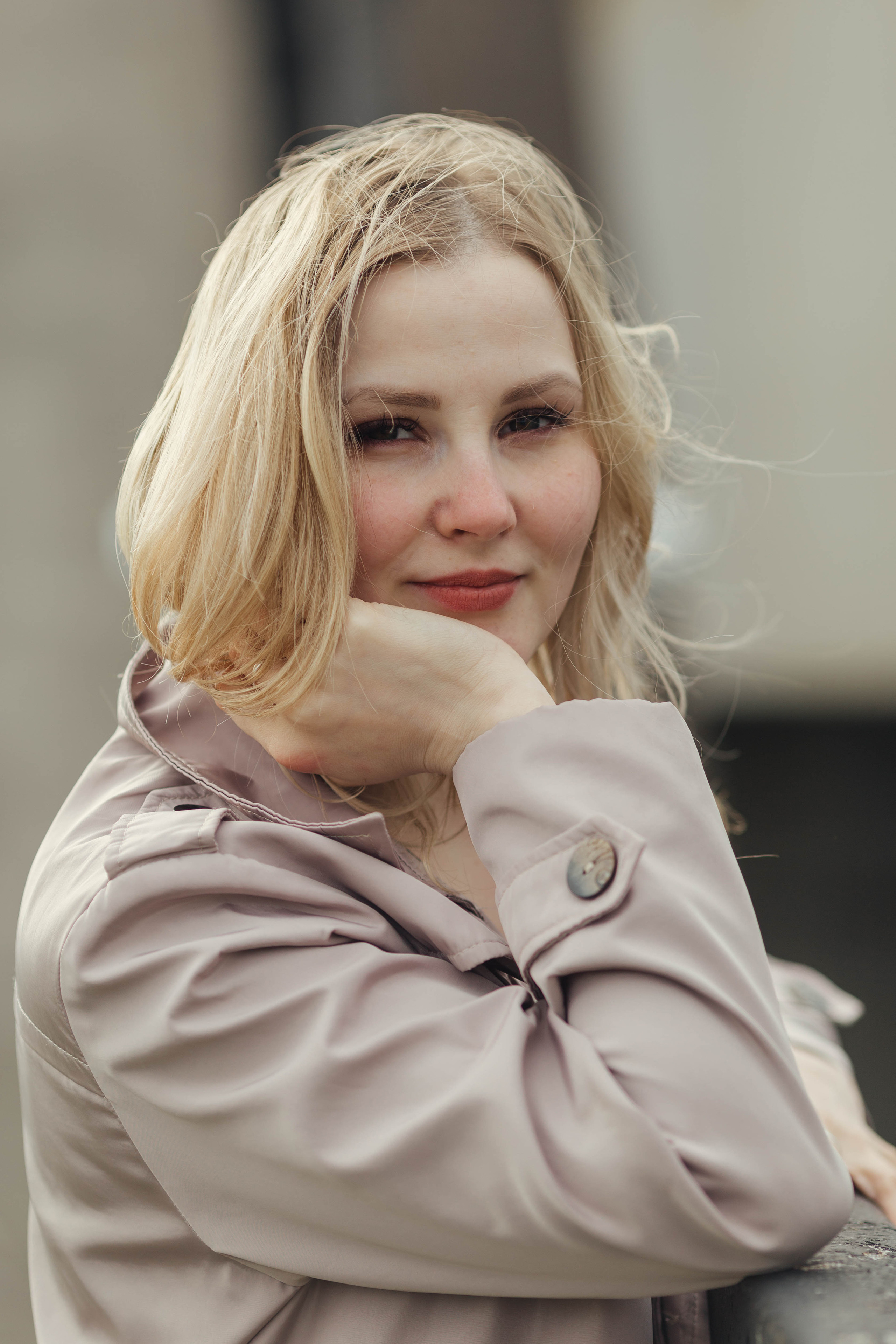 Julia and Lyosha. A walk near the sea. Family photographer in Vilnuis Svetlana Naumova