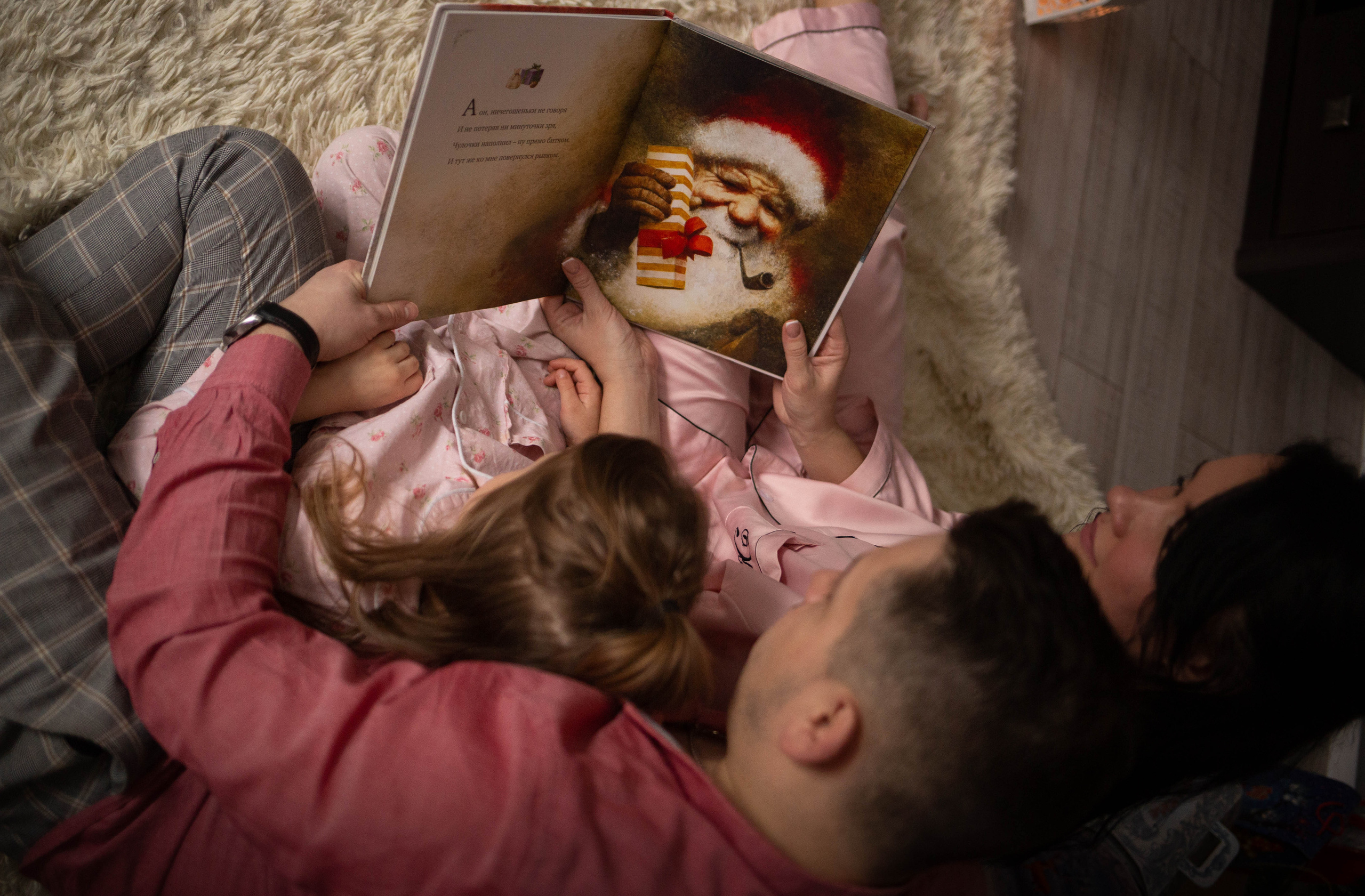 Waiting for the holiday. Family photographer in Vilnuis Svetlana Naumova