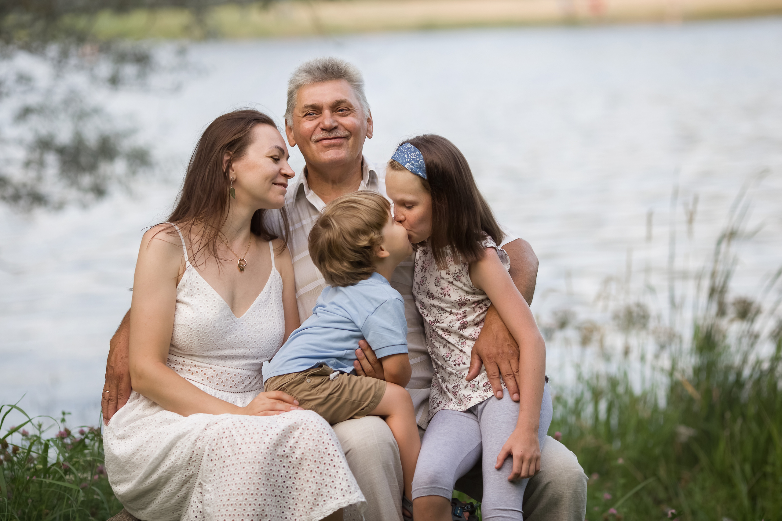 Several generations together. Family photographer in Vilnuis Svetlana Naumova