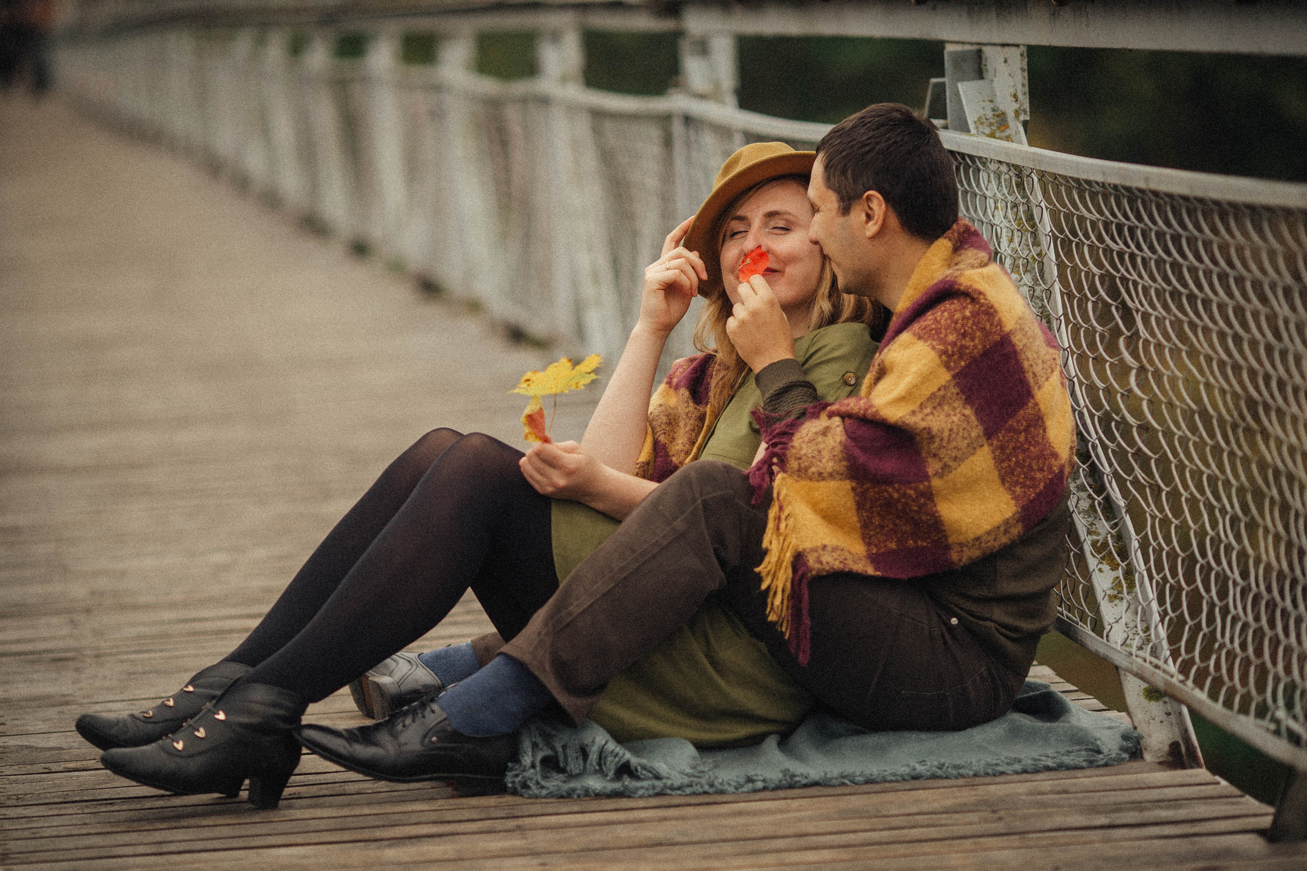 Anya and Denis. Bridges. Family photographer in Vilnuis Svetlana Naumova