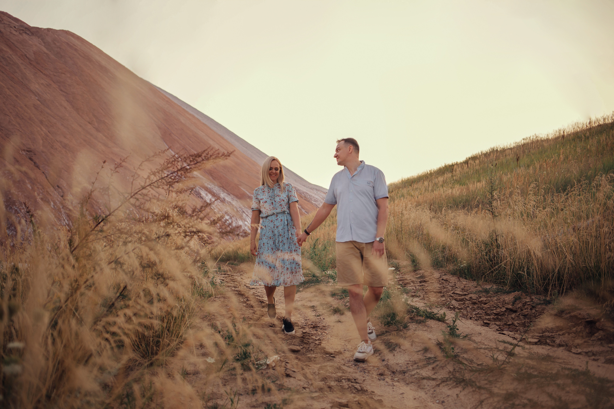 Таня и Рома в необычных горах. Семейный и детский фотограф в Вильнюсе Светлана Наумова