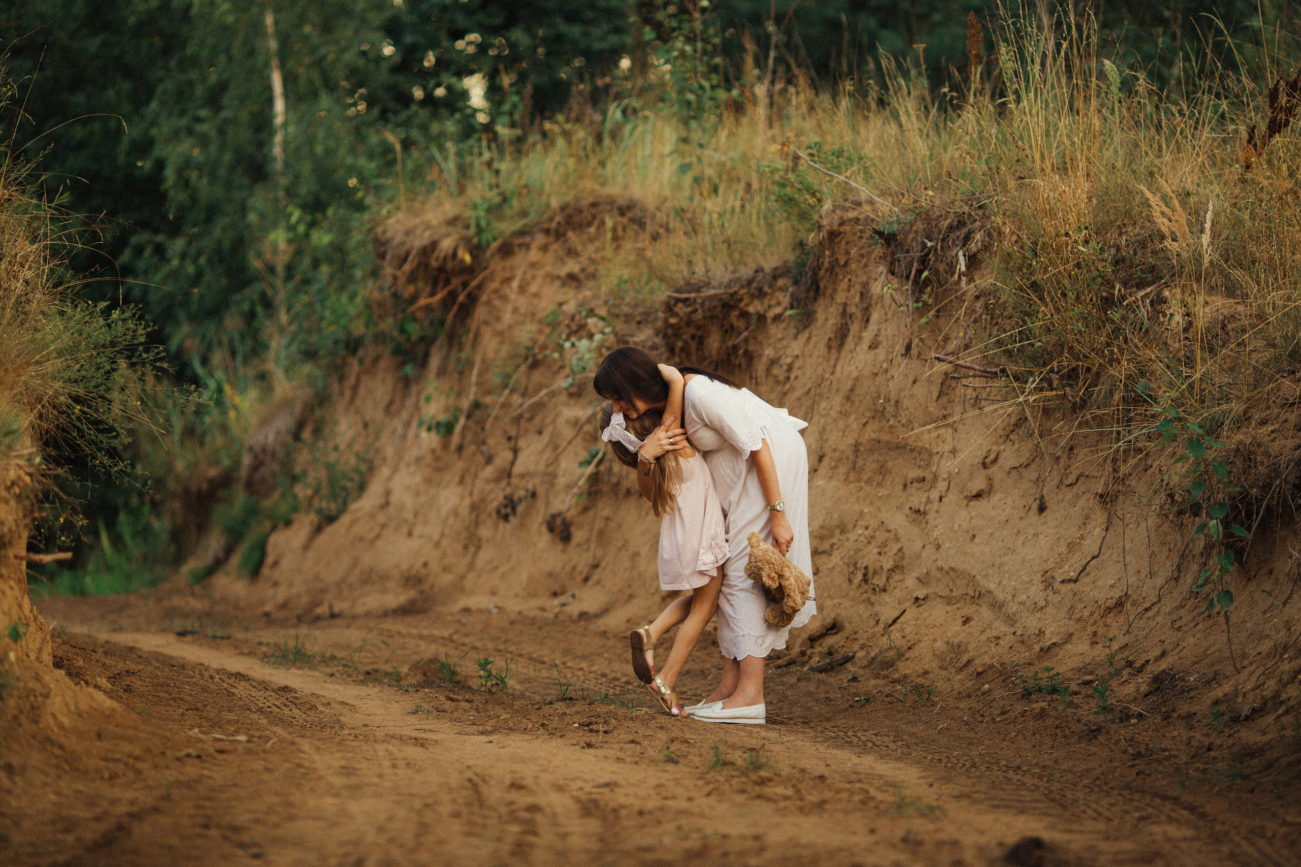 Wonderful wait for brother. Family photographer in Vilnuis Svetlana Naumova