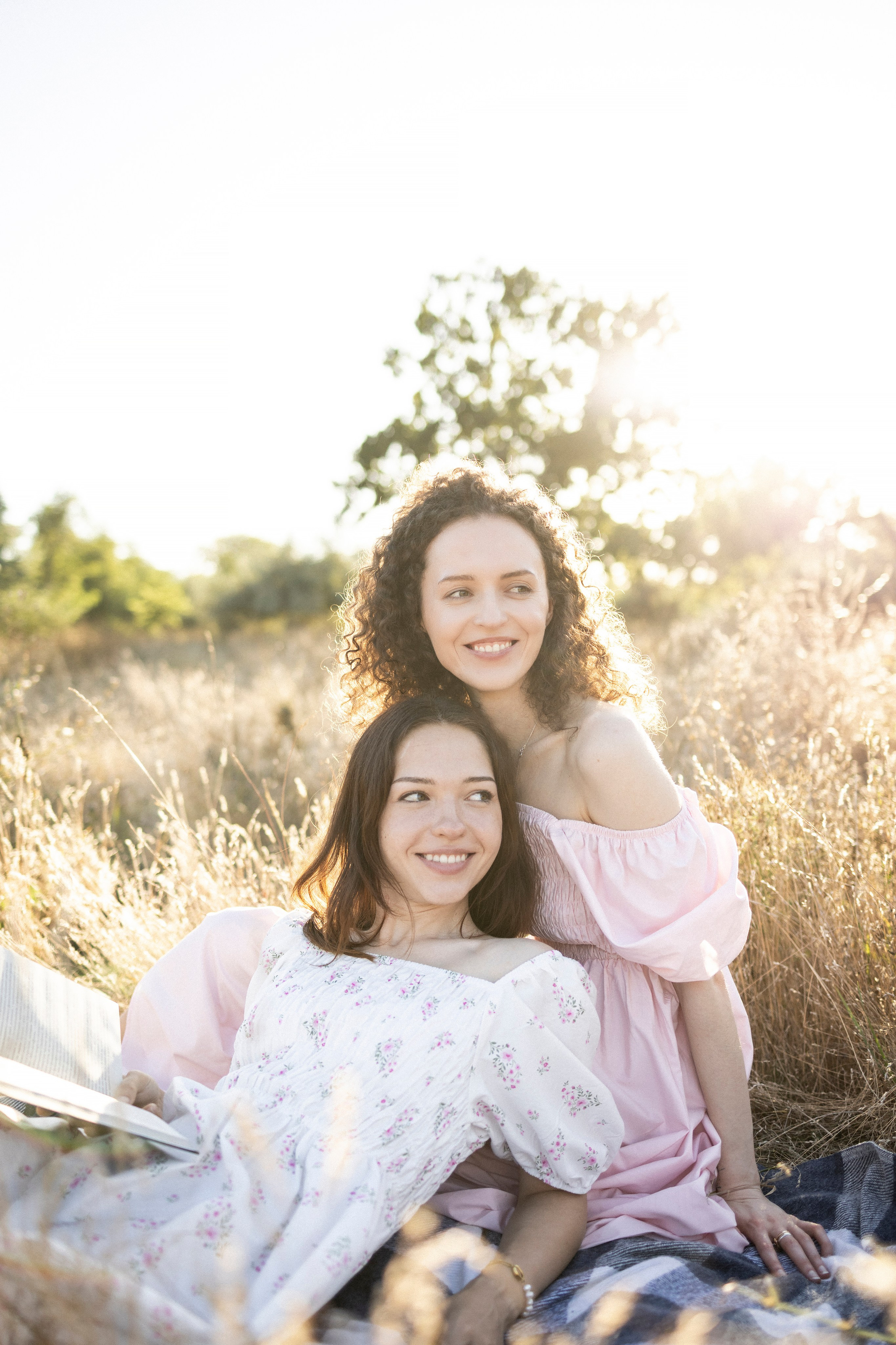 Oryna & Mariika. Миколай Смирнов — Портретний та весільний фотограф у Європі | Портфоліо