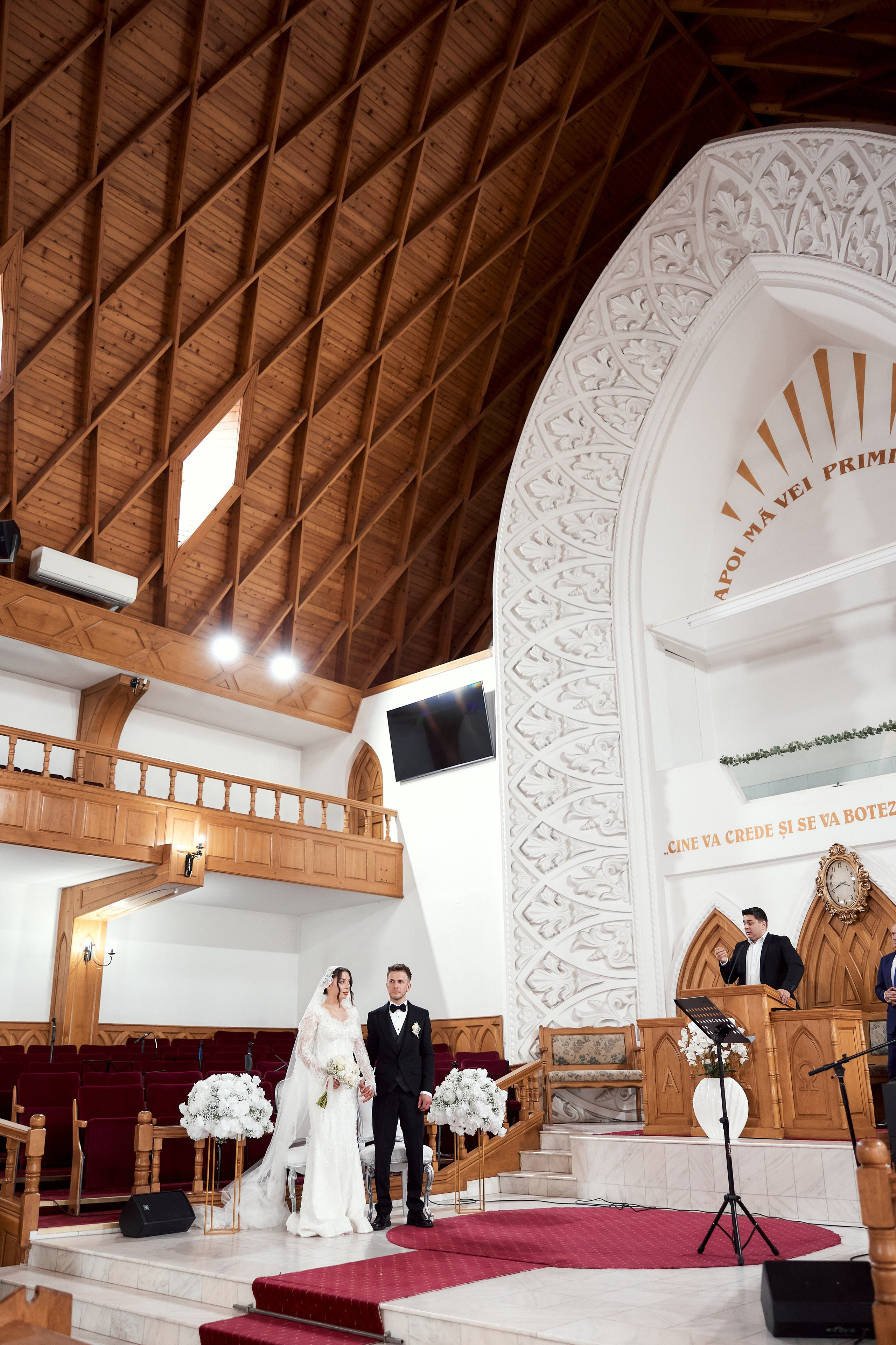 Emil & Cristina. Photographer Luca Medieșan