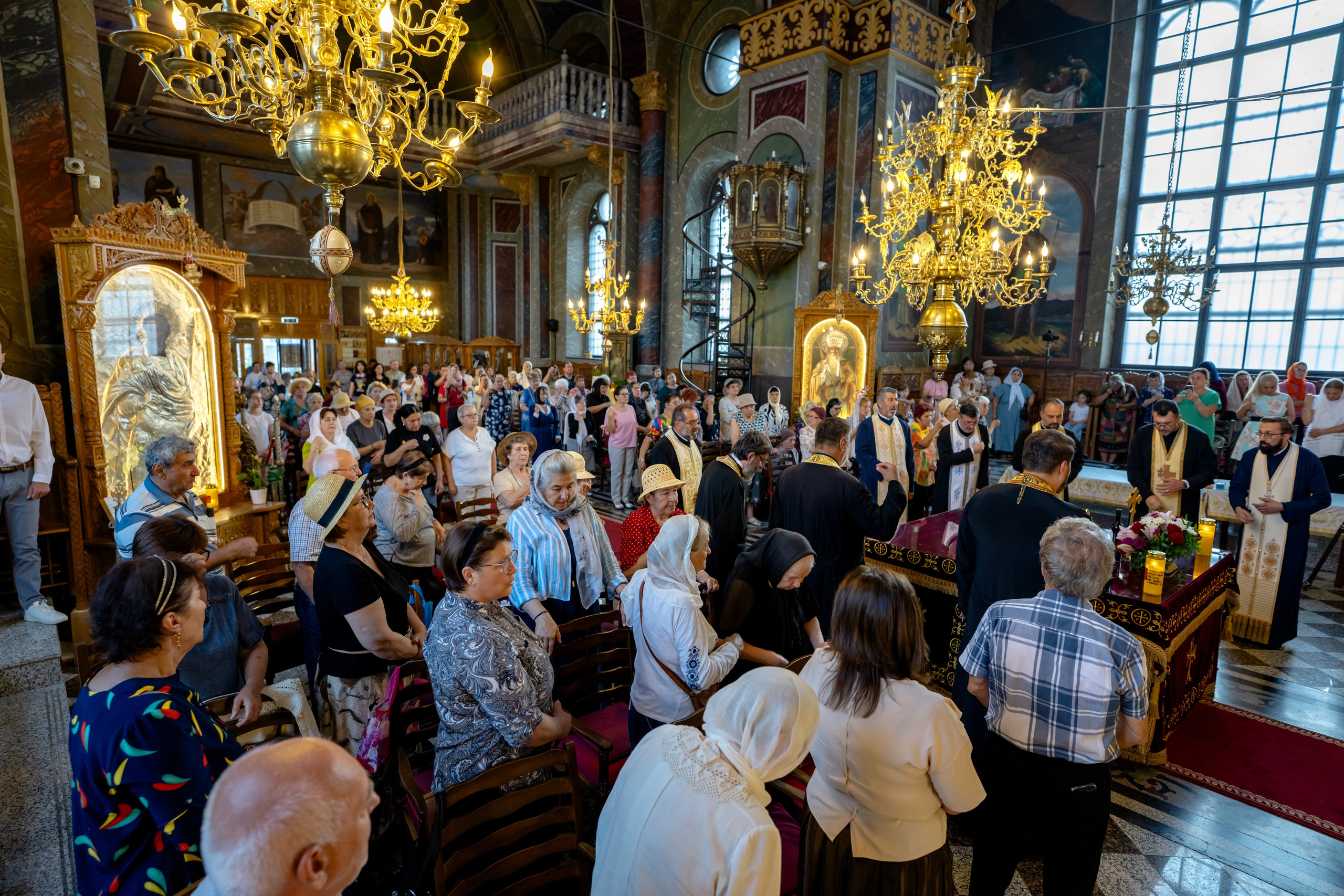 Hram Biserica Sfânta Vineri din Ploiești. Mihai Alexandra Events